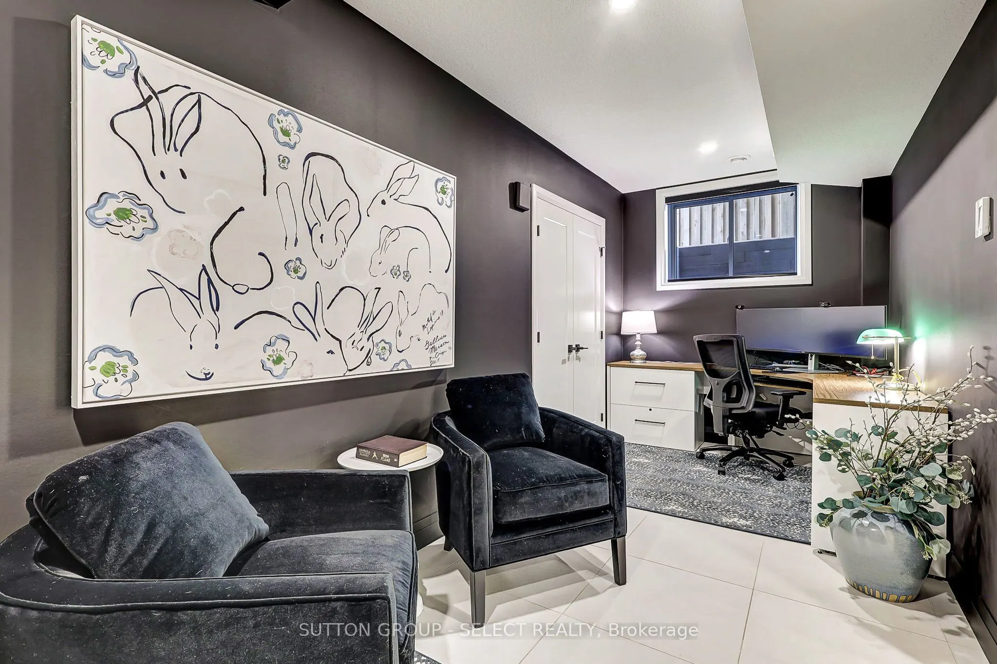 239 Foxborough Place