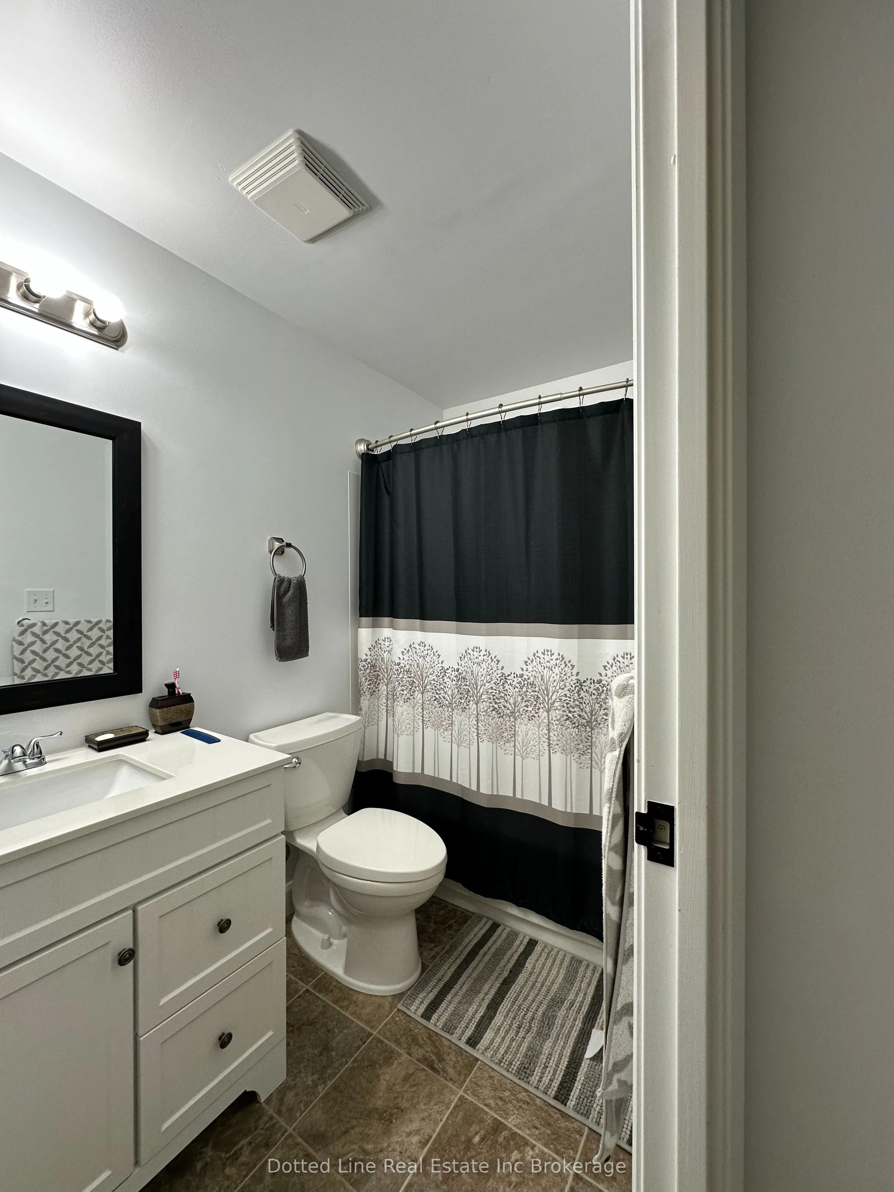 91 Spruce Street W #208