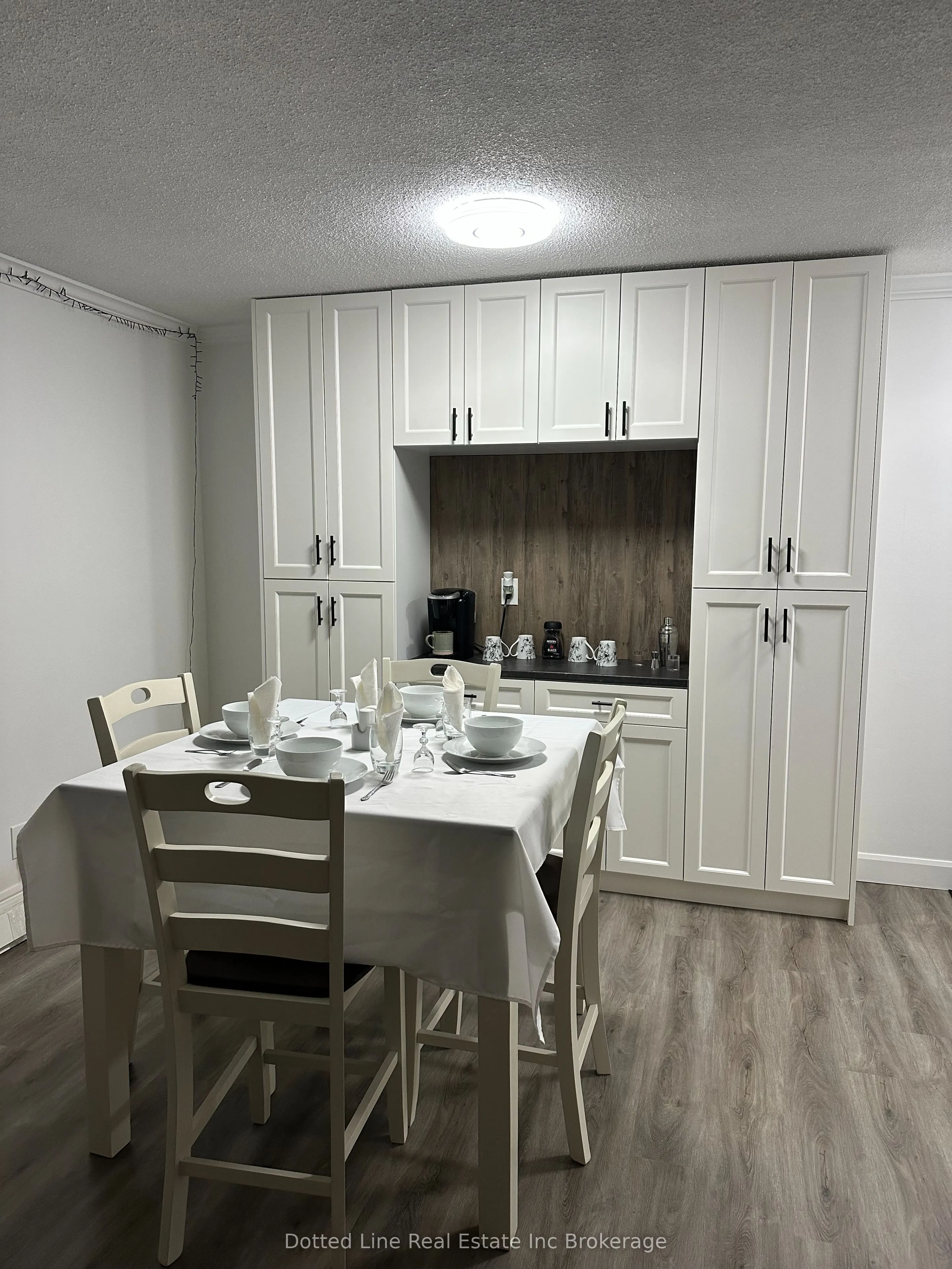 91 Spruce Street W #208