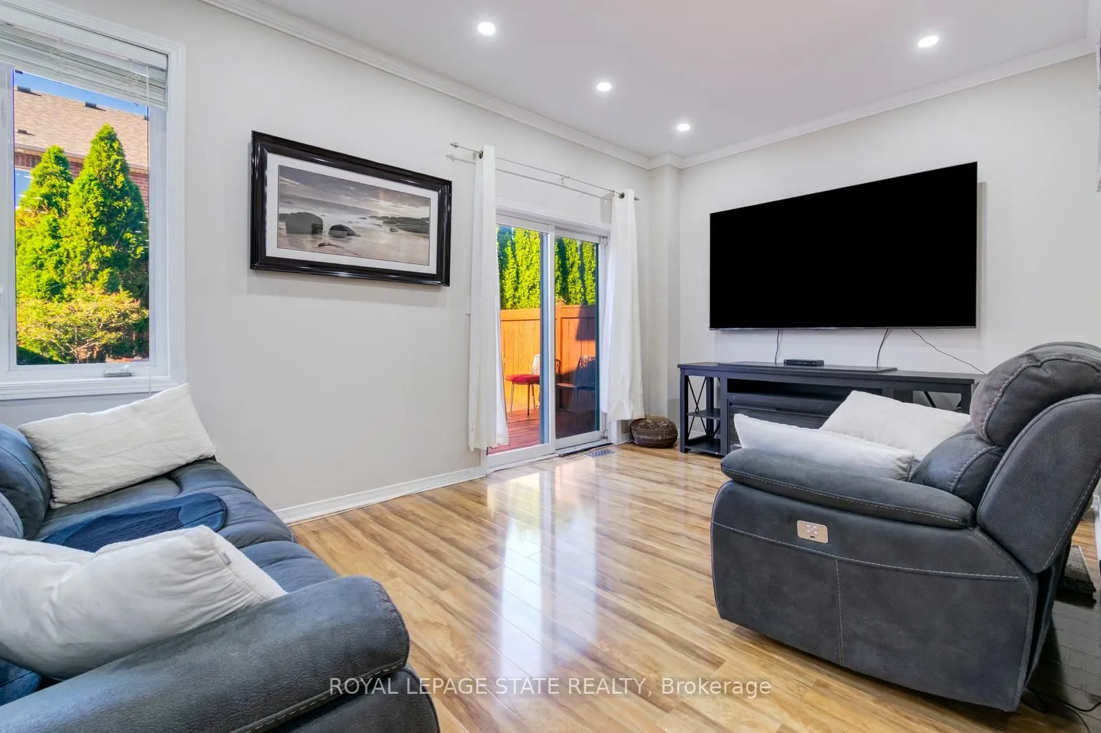 33 Panorama Way