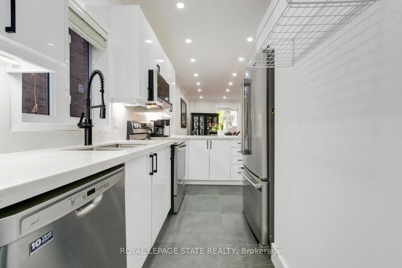 33 Panorama Way