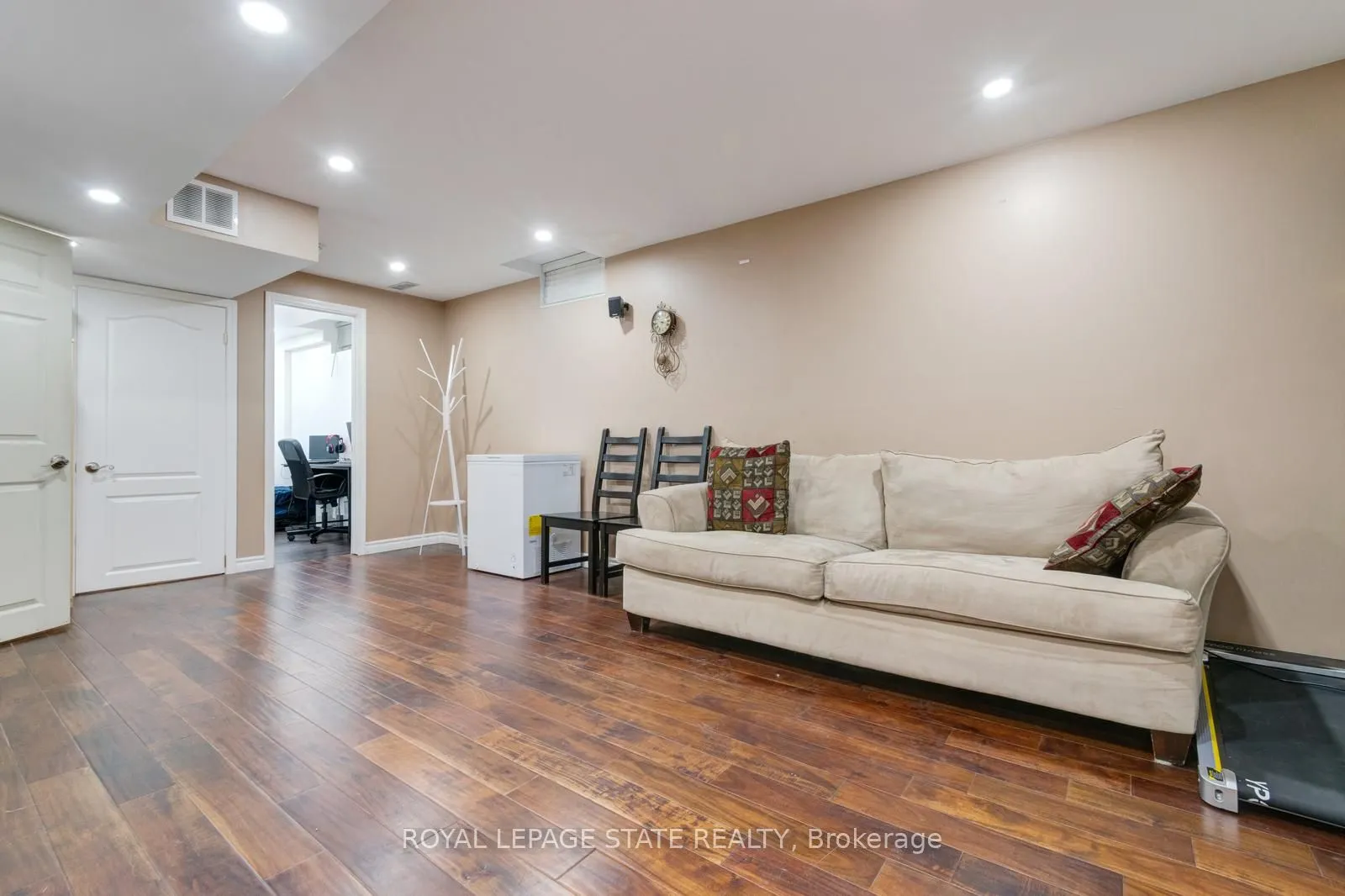 33 Panorama Way