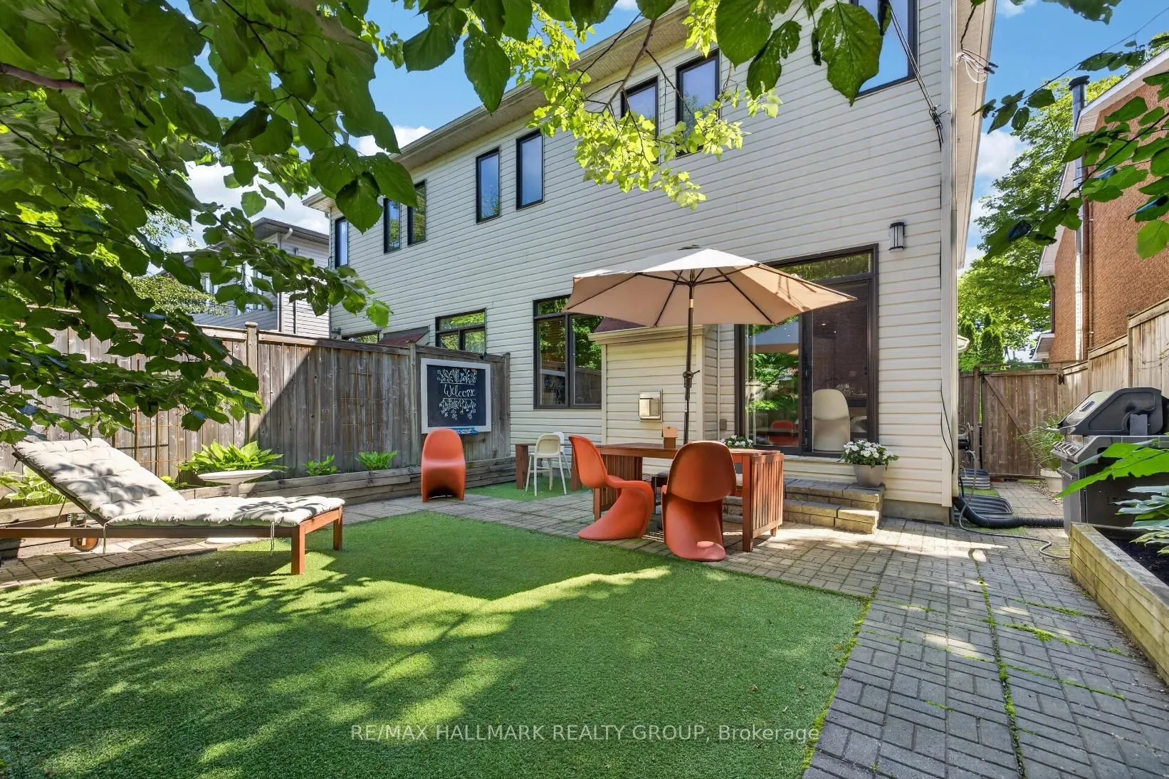 856 Norton Avenue