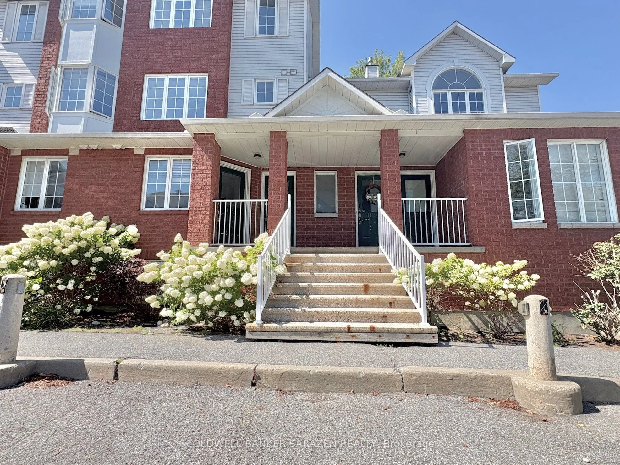 112 Centrepointe Drive #F