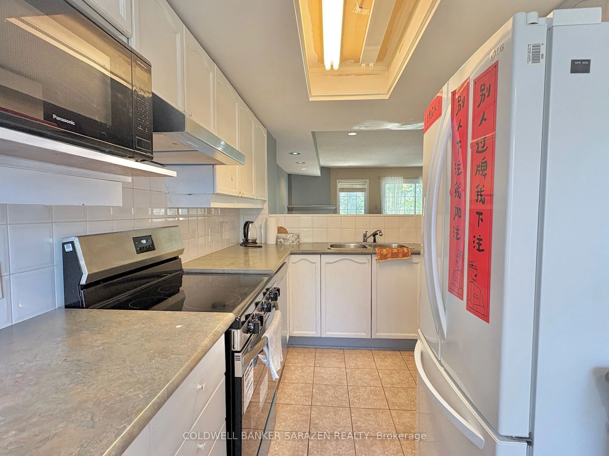 112 Centrepointe Drive #F