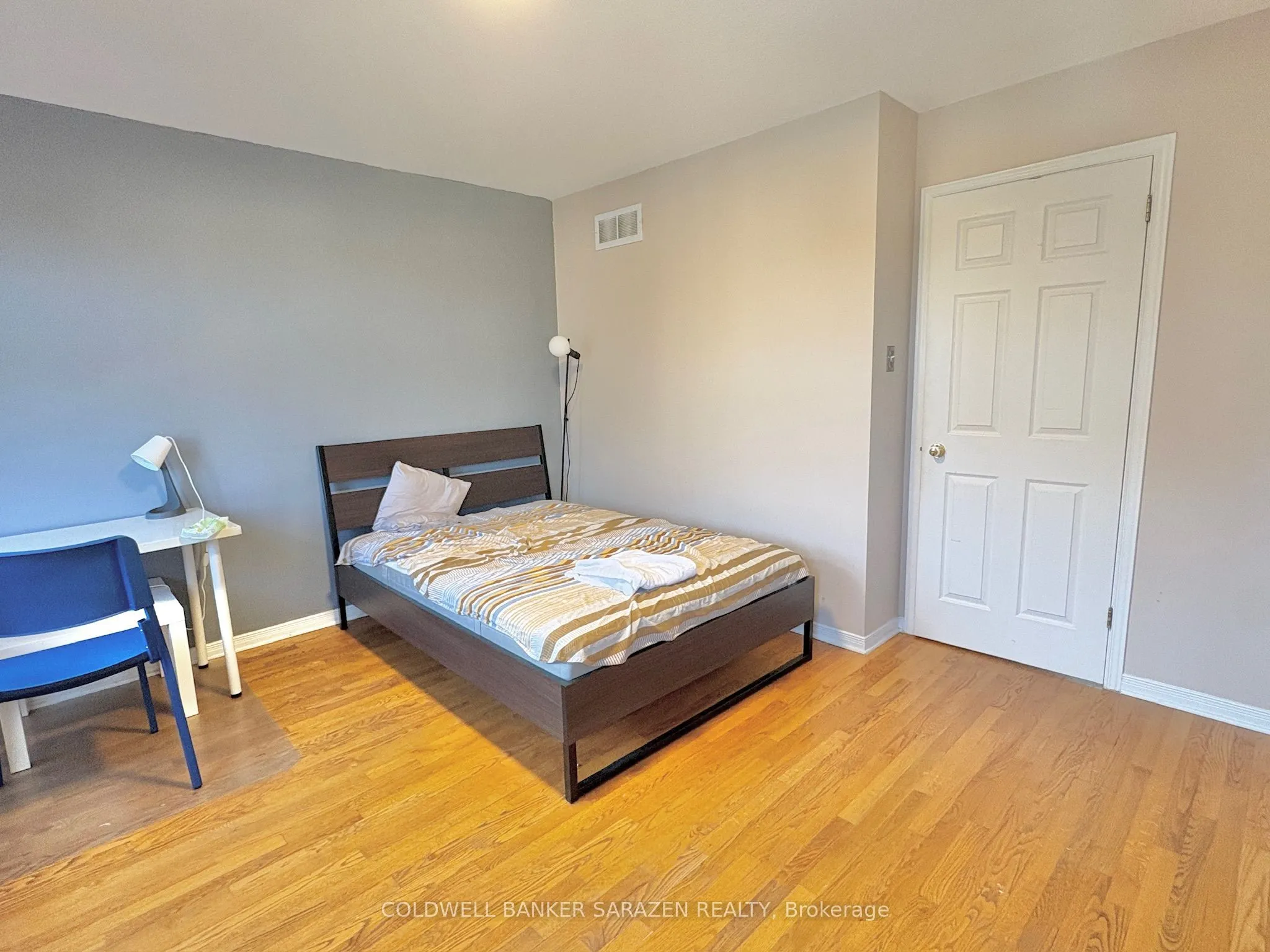 112 Centrepointe Drive #F