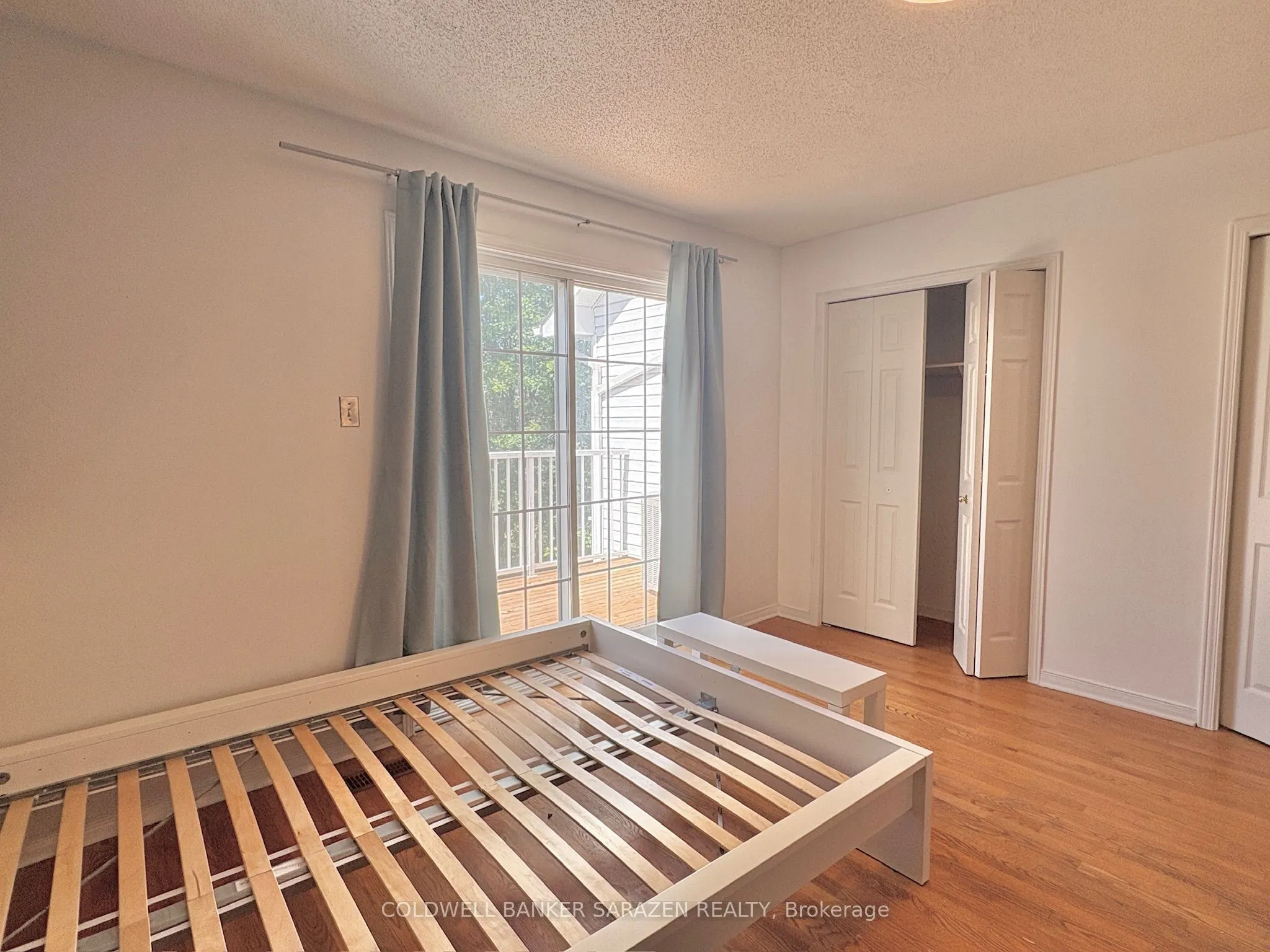 112 Centrepointe Drive #F