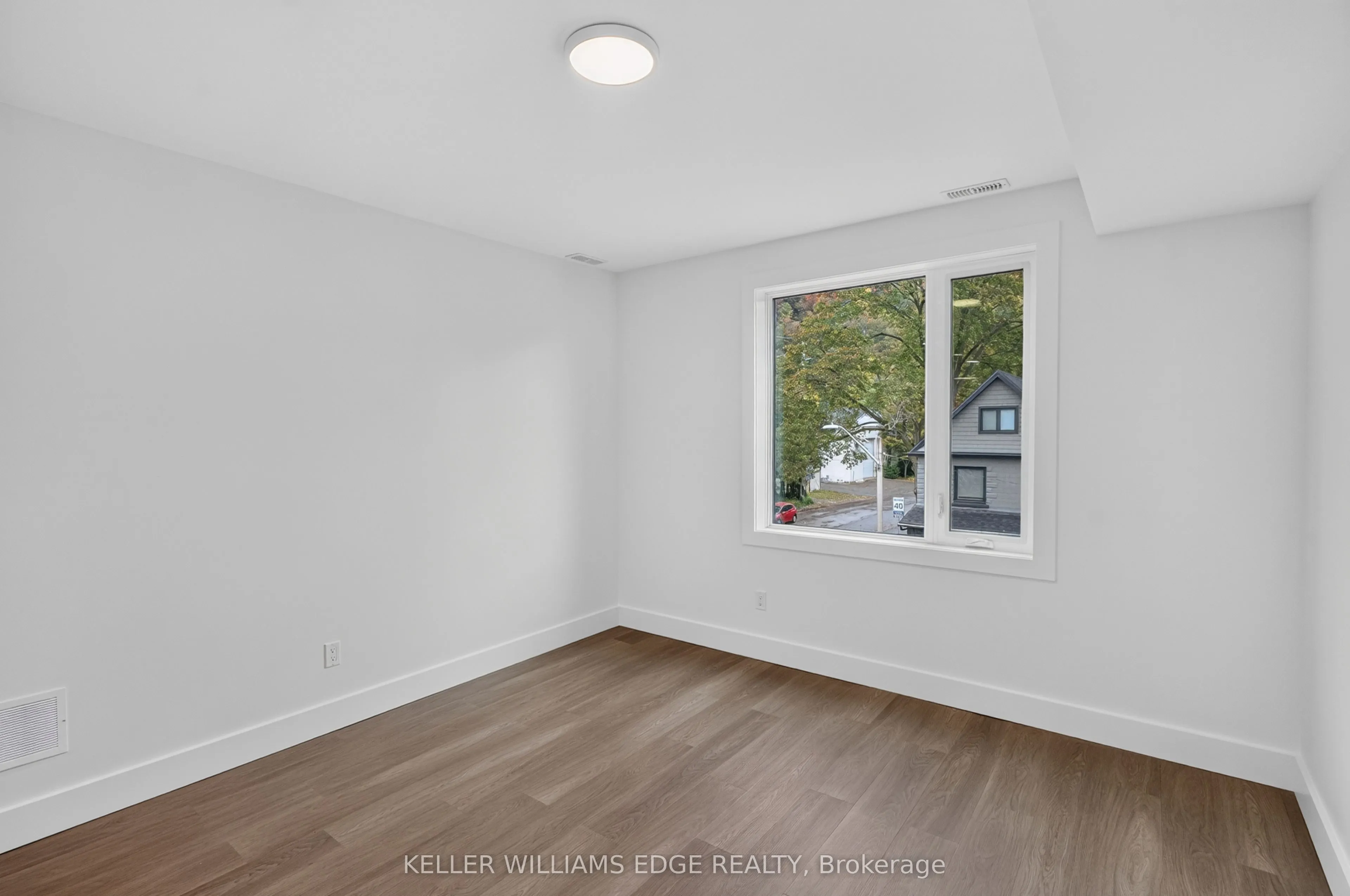 332 KING Street W #3