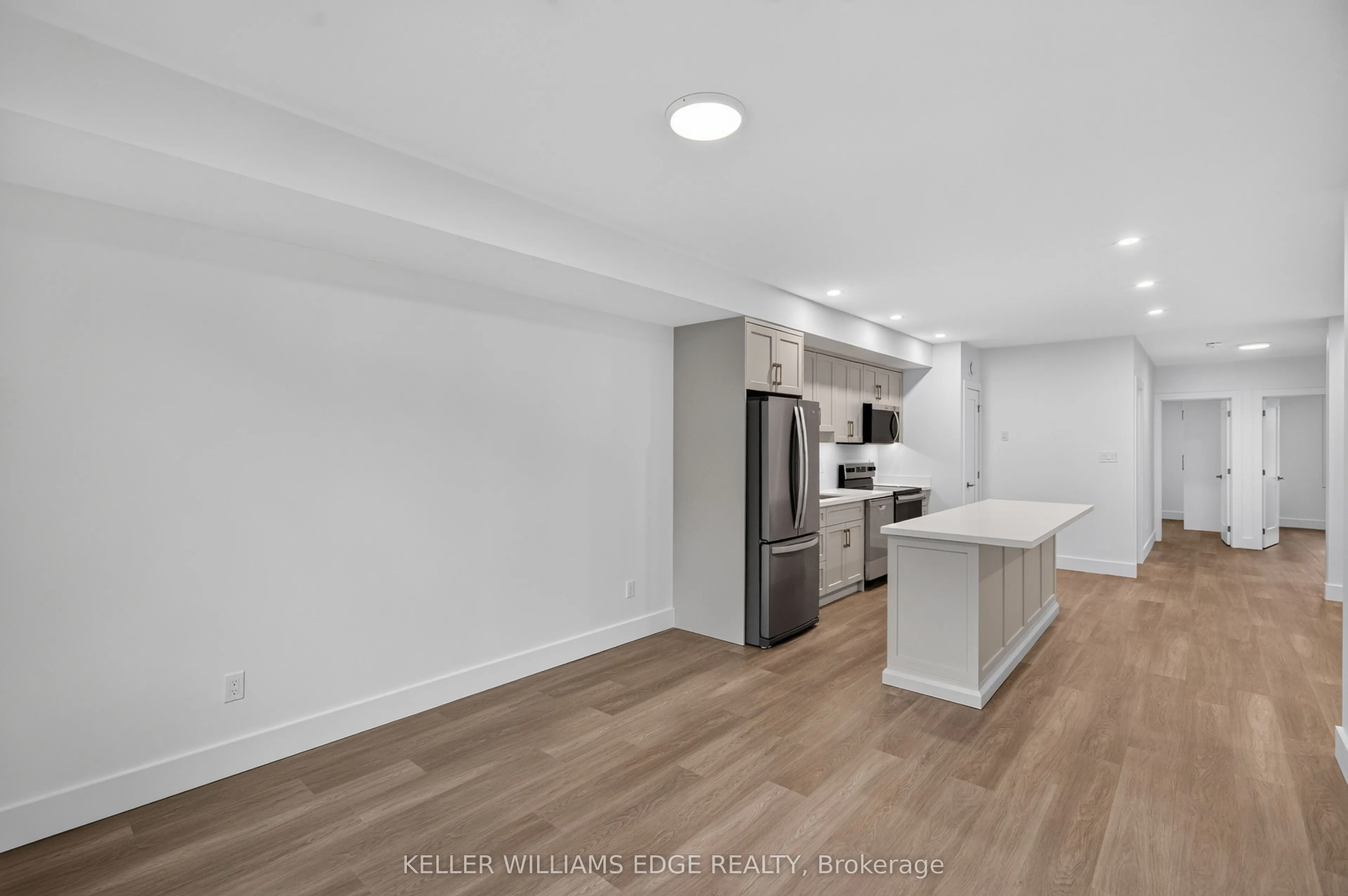 332 KING Street W #3