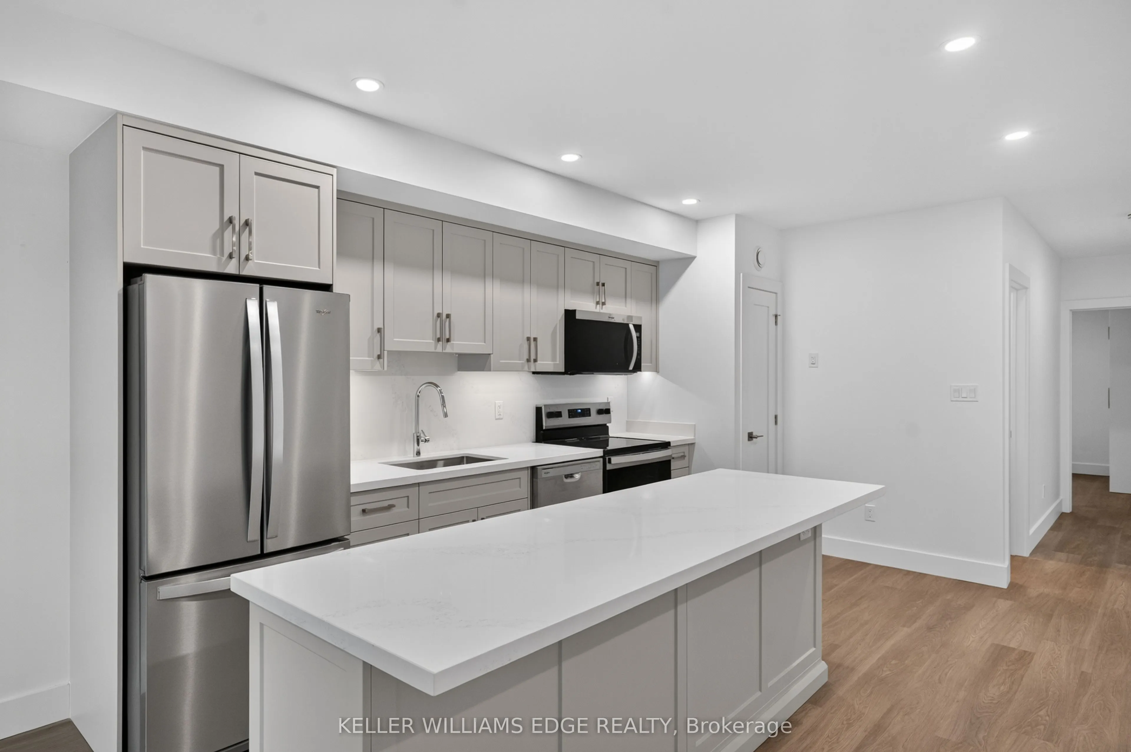 332 KING Street W #3