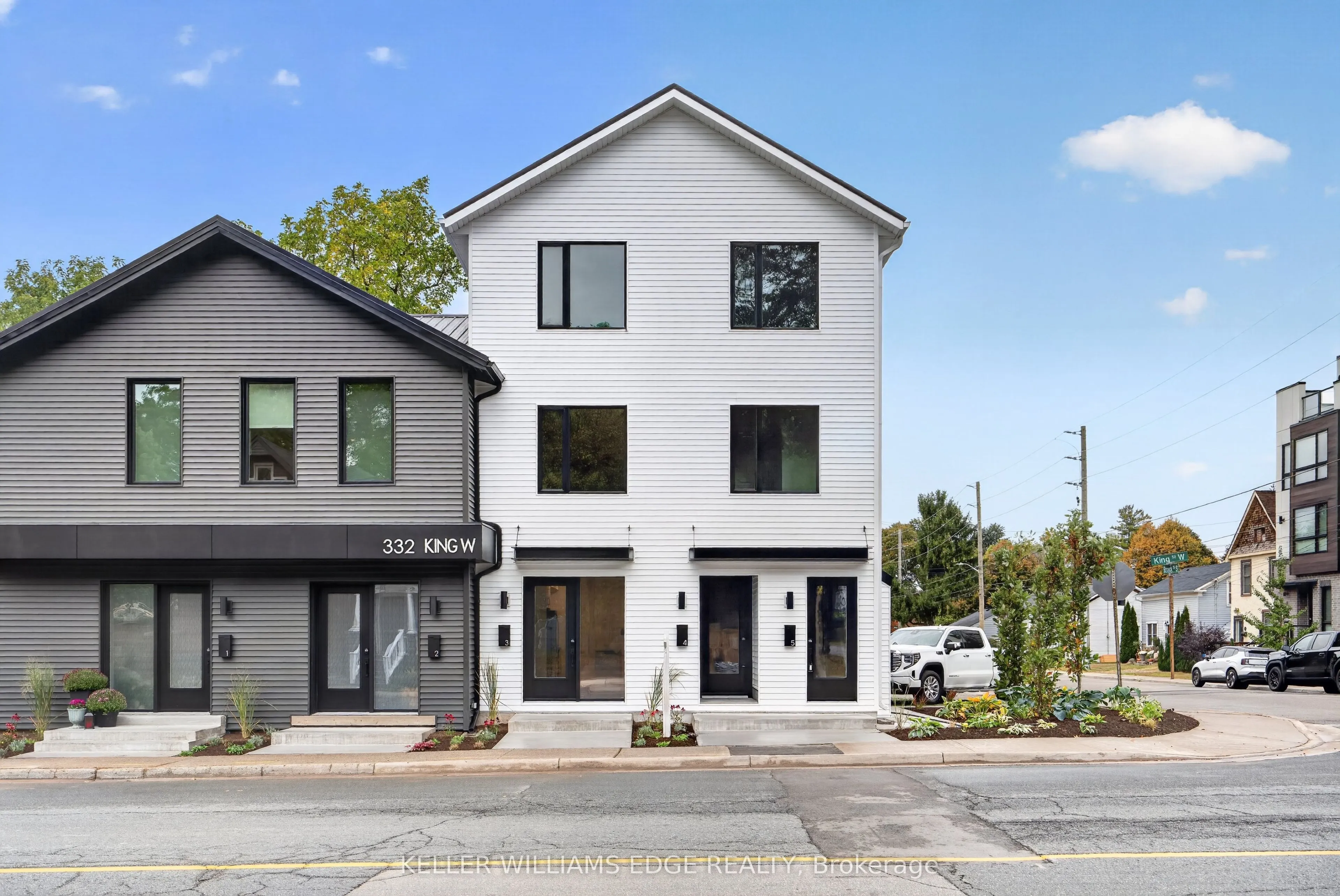 332 KING Street W #3