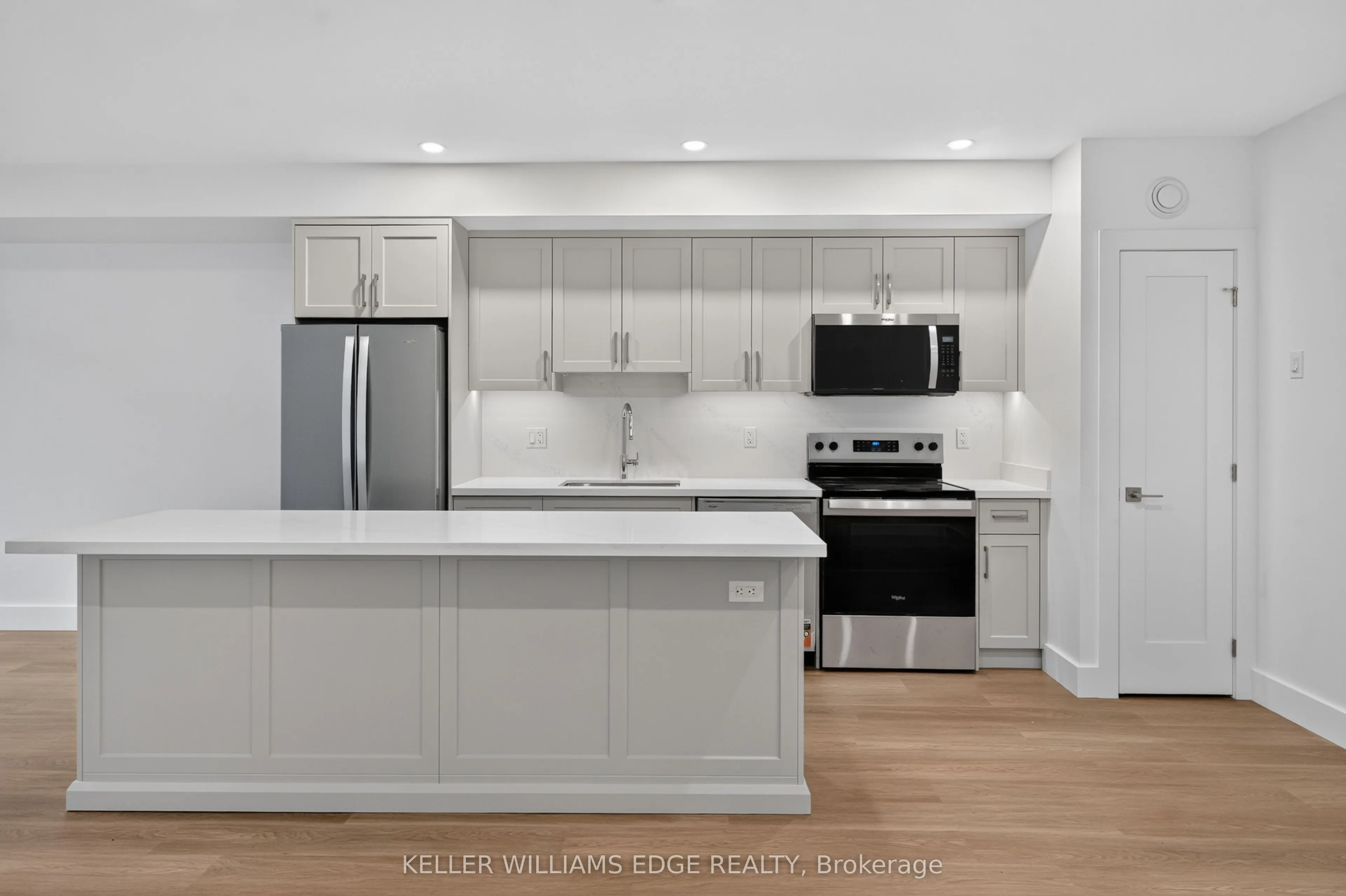 332 KING Street W #3