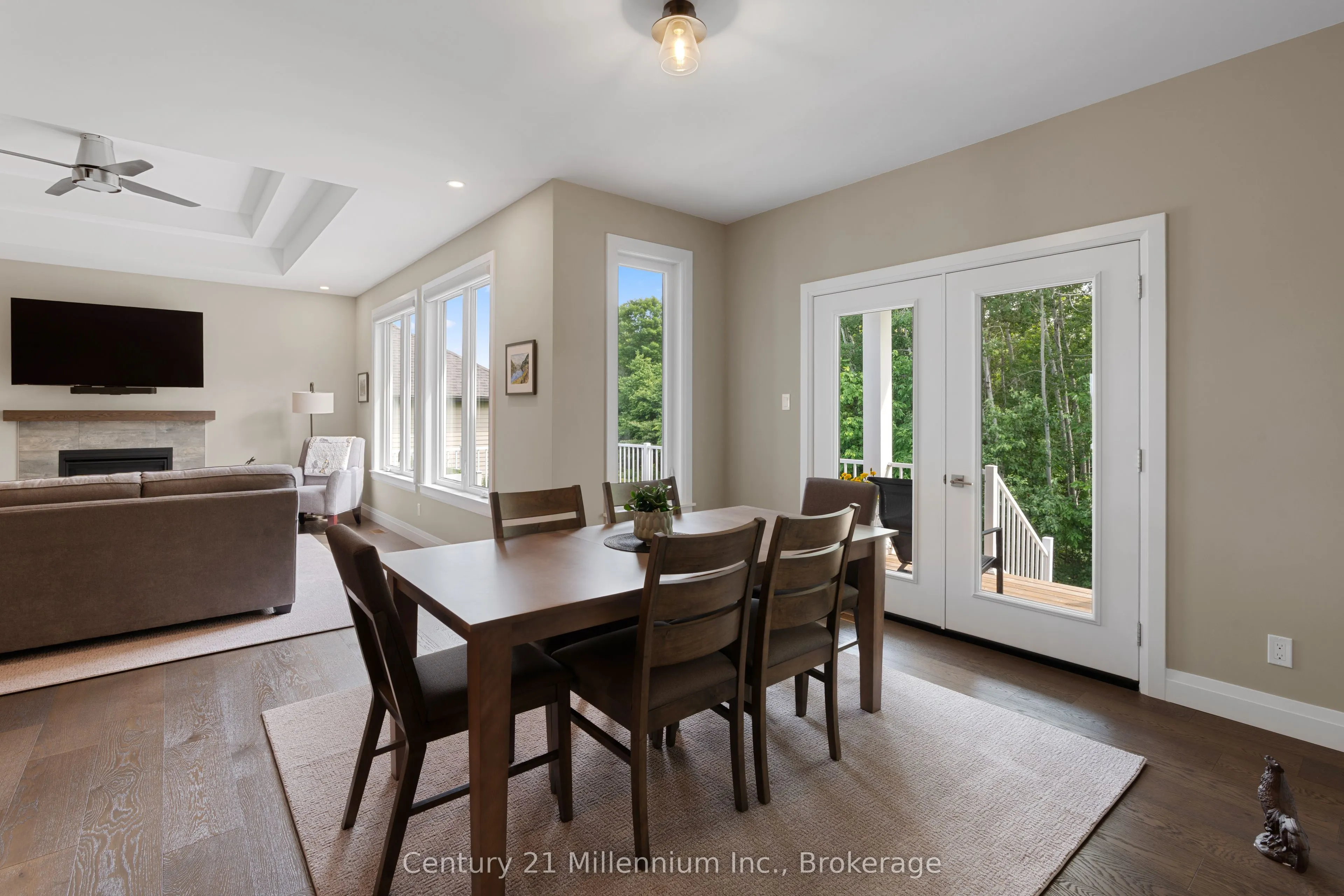 401 Algoma Crescent