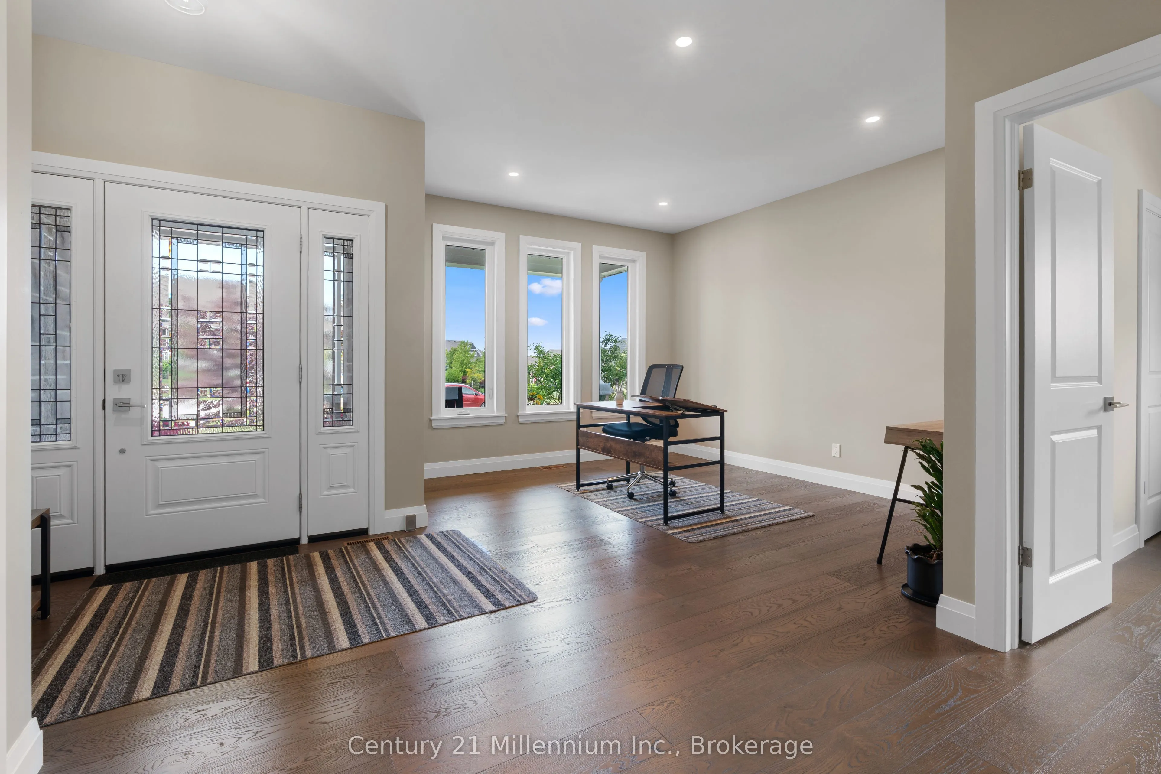 401 Algoma Crescent