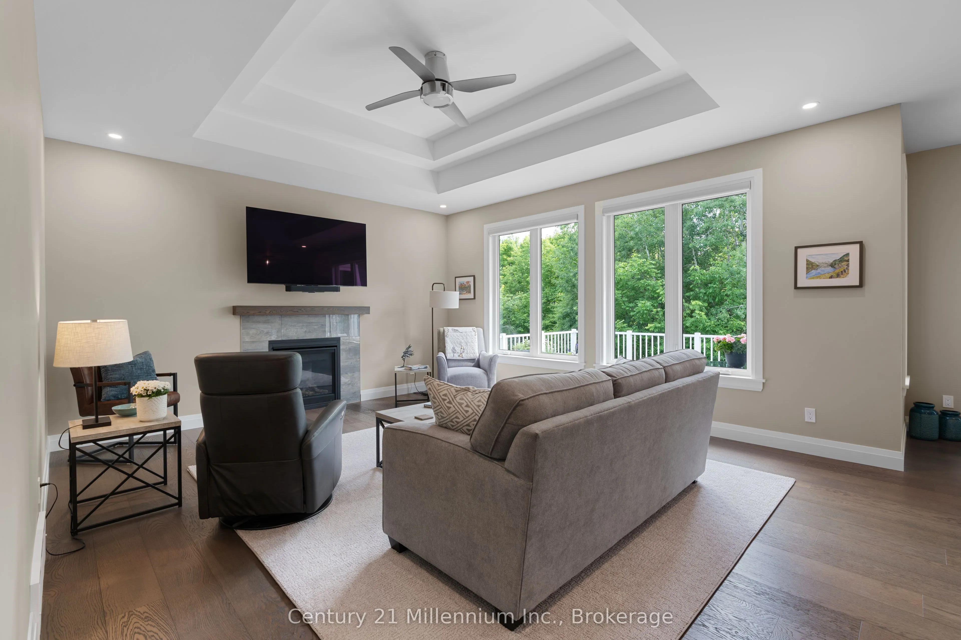401 Algoma Crescent