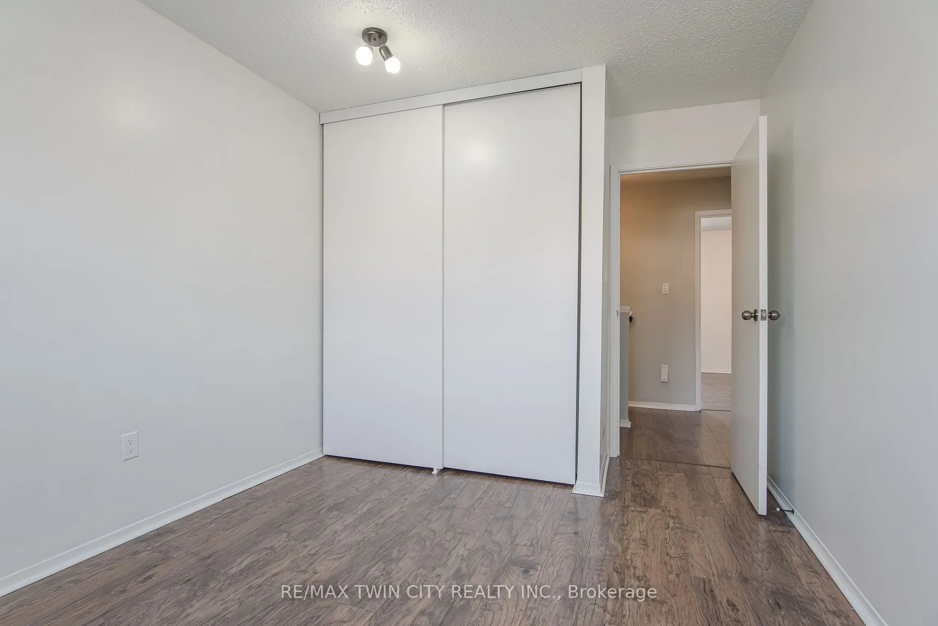 125 Sekura Crescent #13