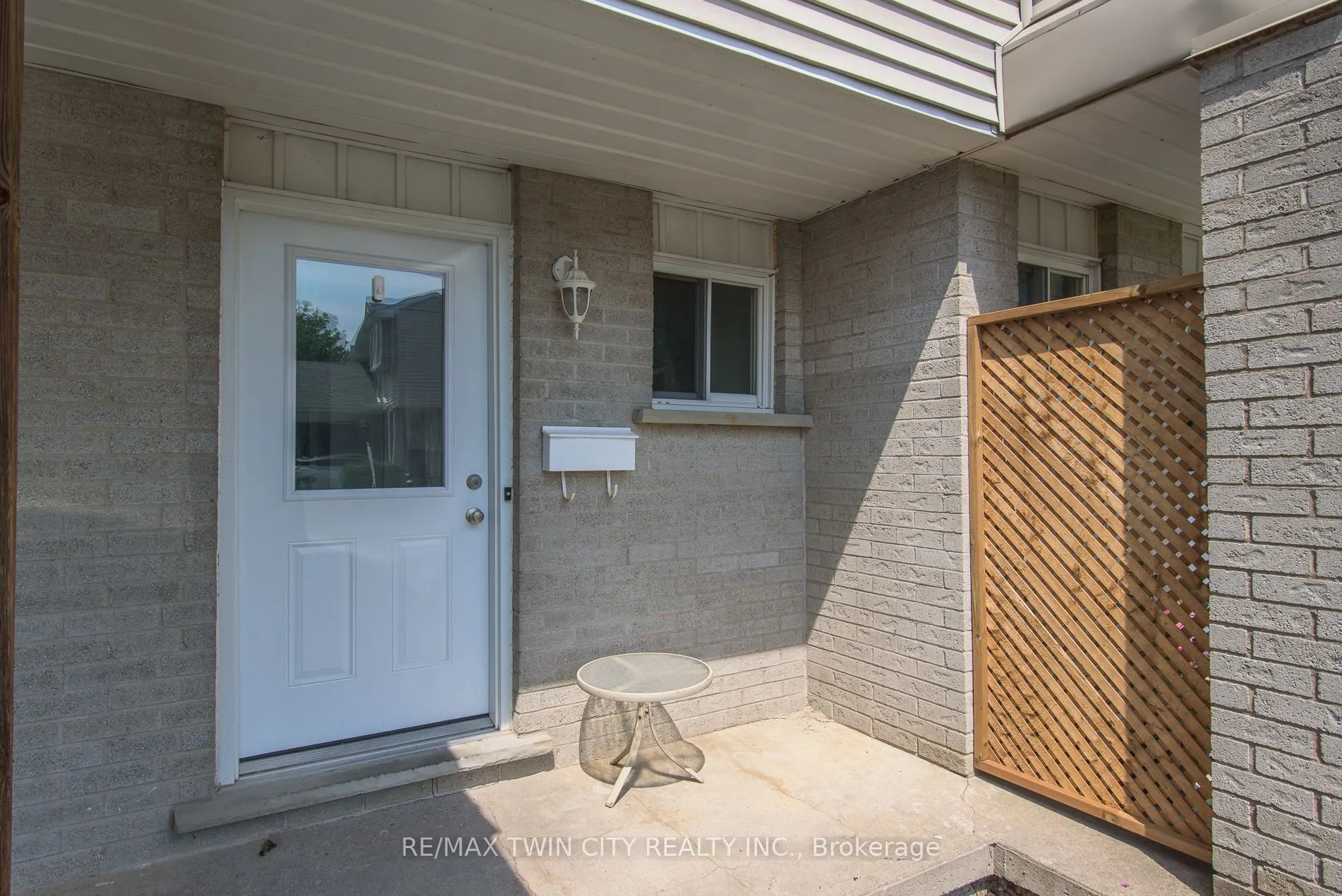 125 Sekura Crescent #13