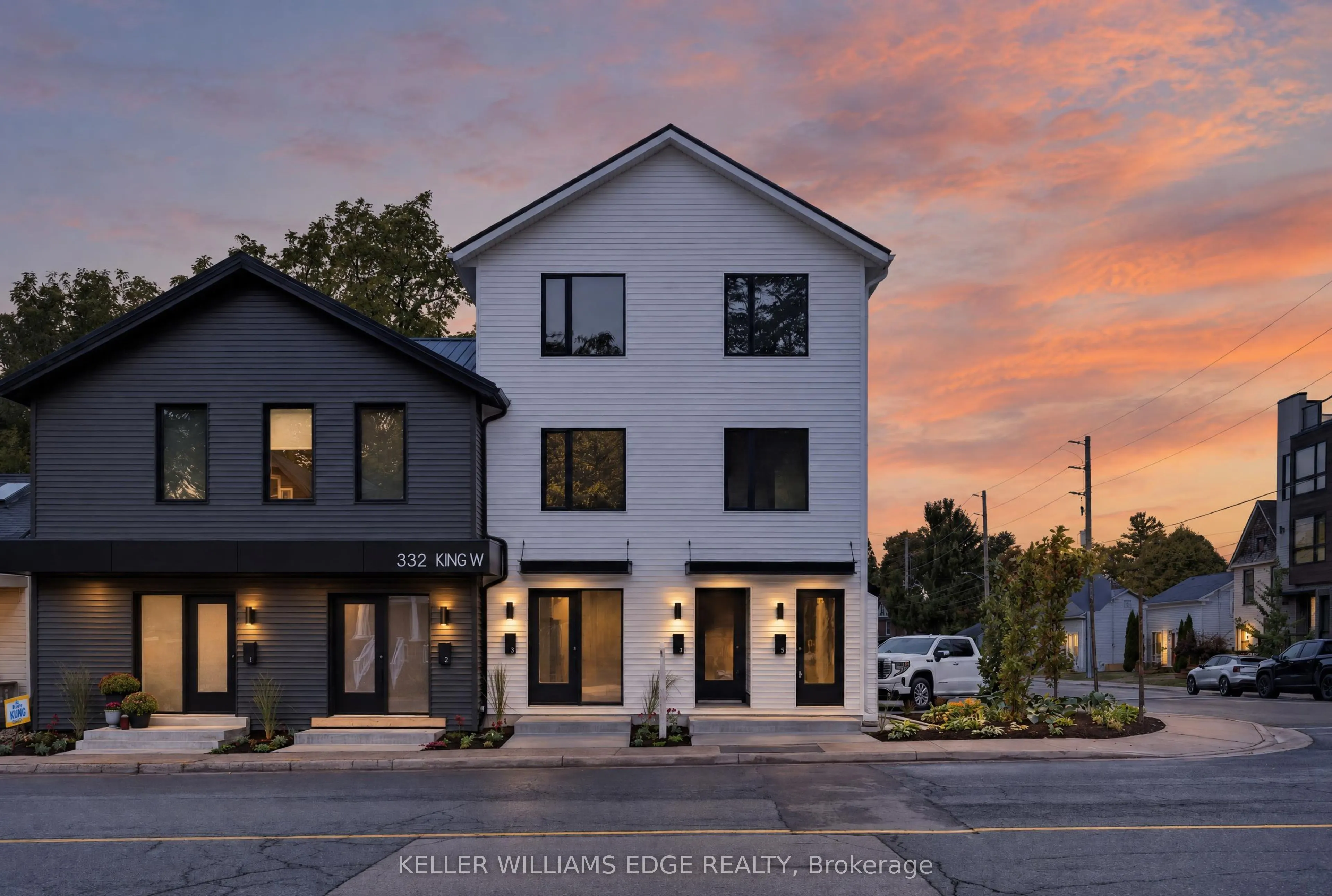 332 KING Street W #5