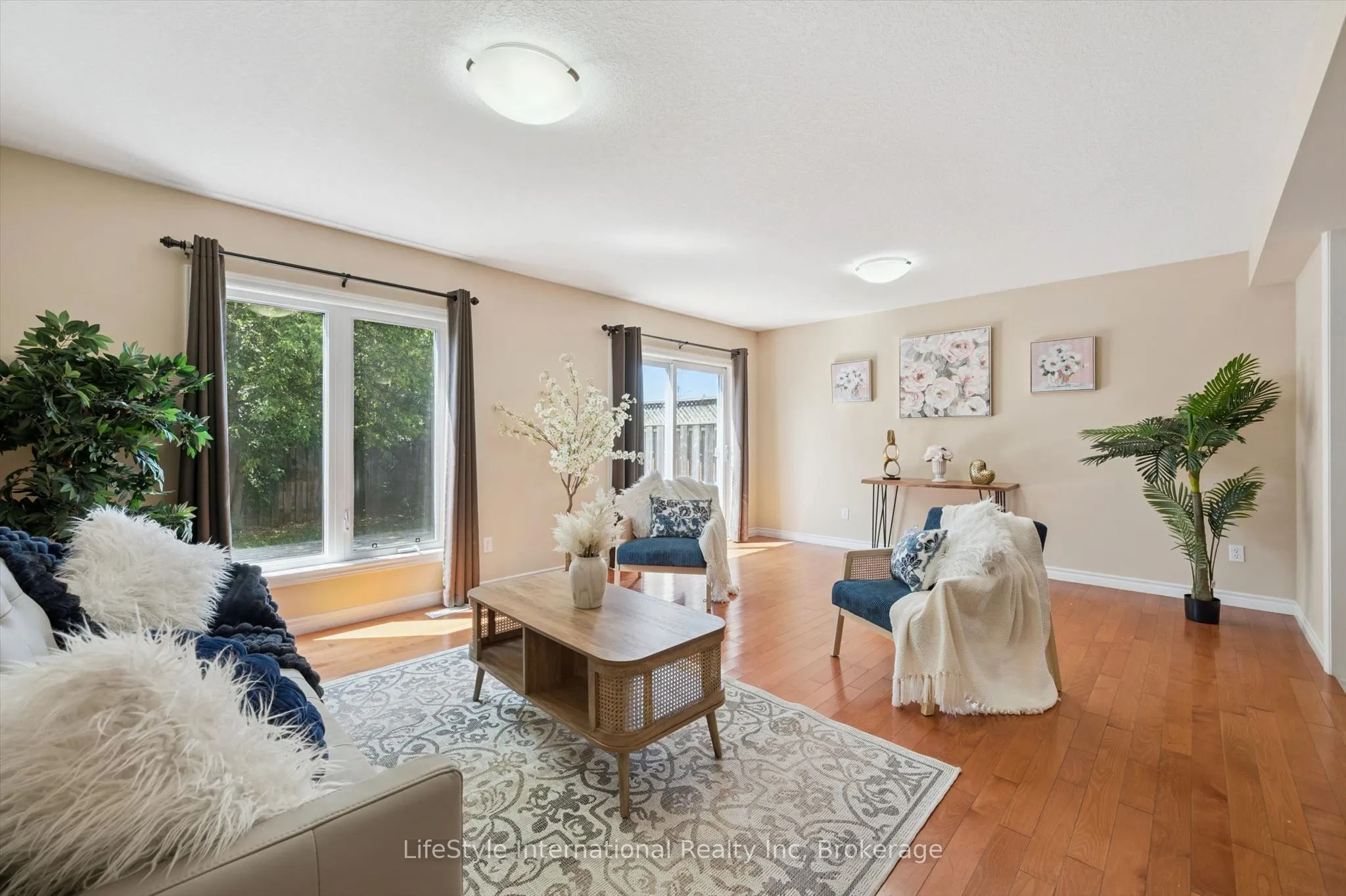 47 HASLER Crescent
