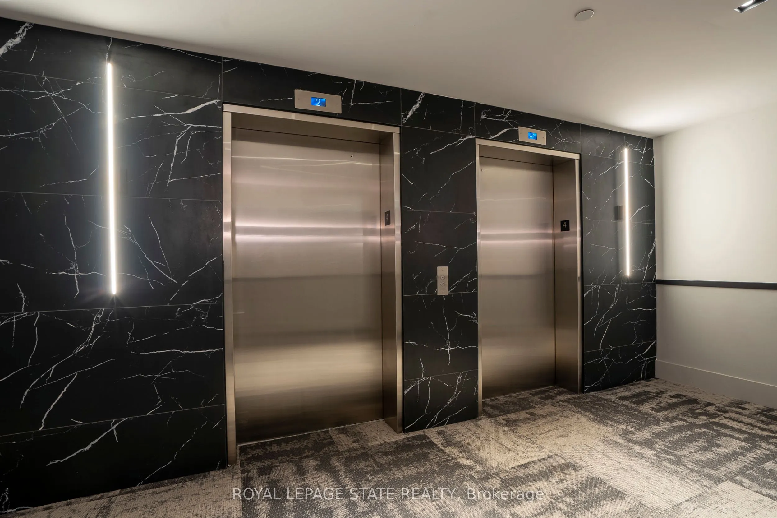 600 North Service Road #301