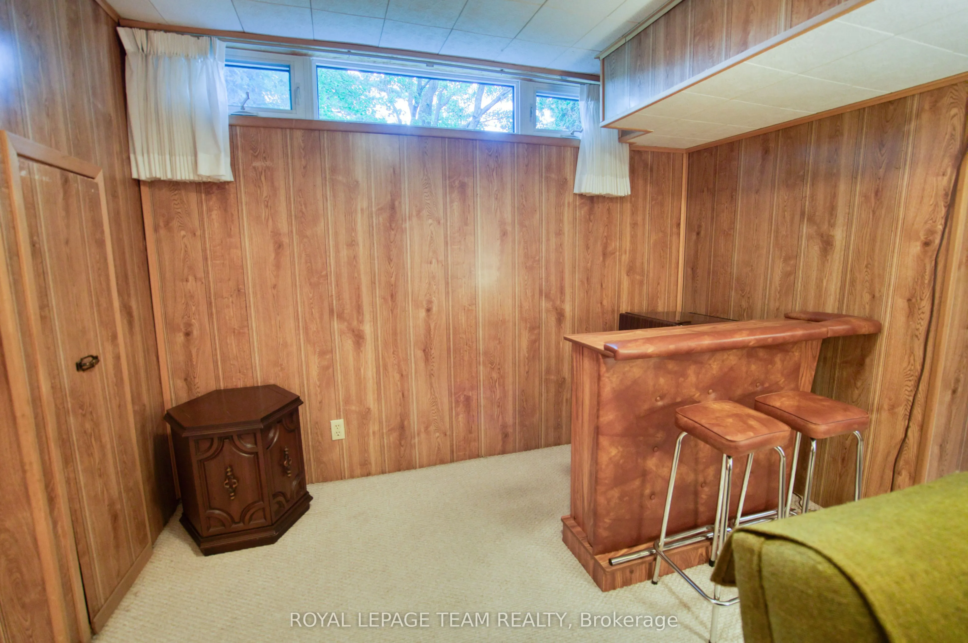 1072 Aldea Avenue