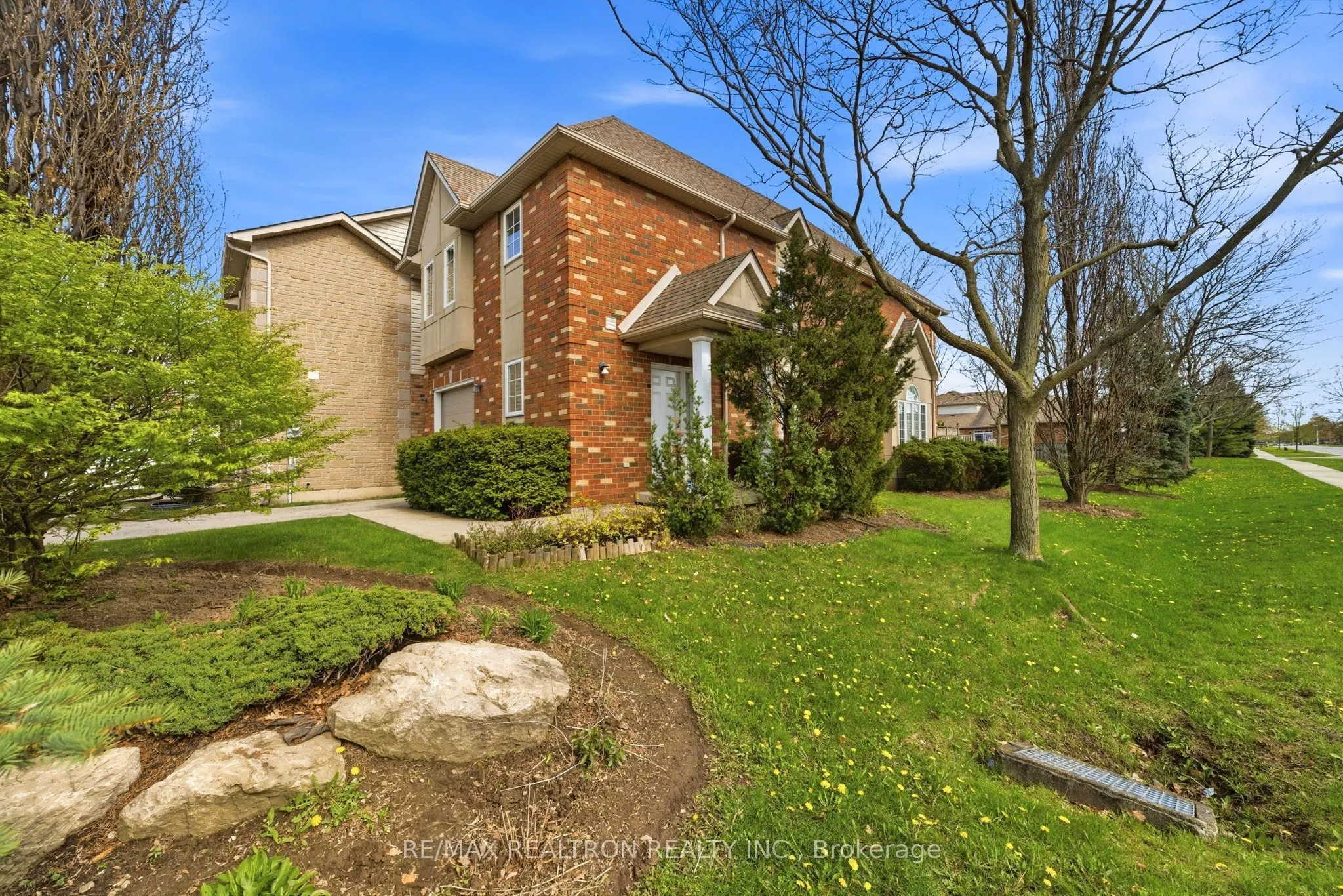 876 GOLF LINKS Road #1