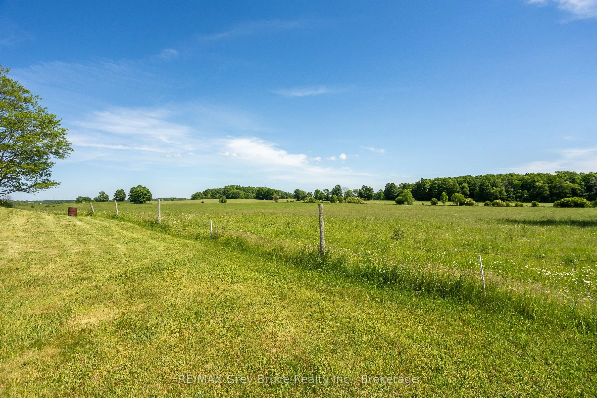 122152 Sideroad 12