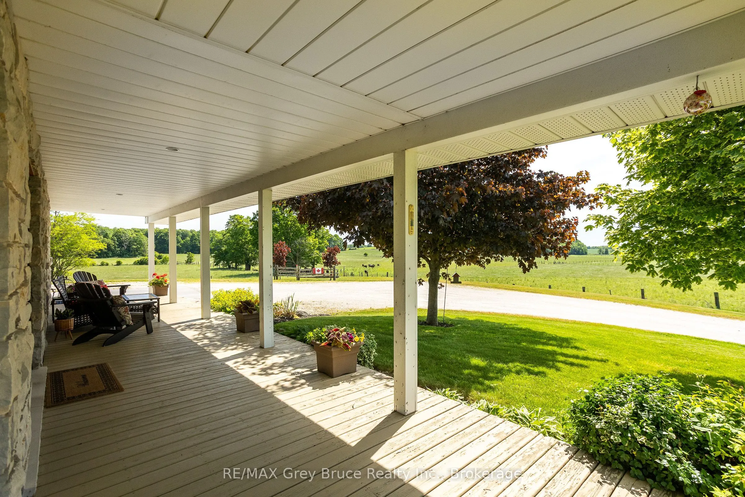 122152 Sideroad 12