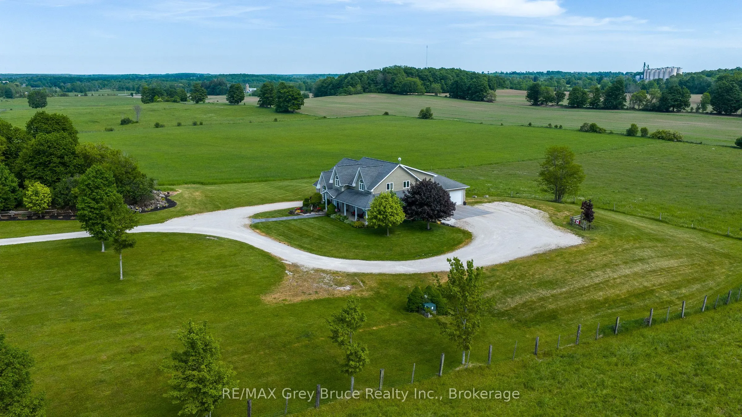 122152 Sideroad 12