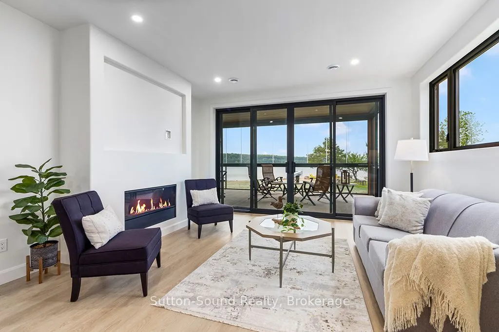 535 Issac Street #203