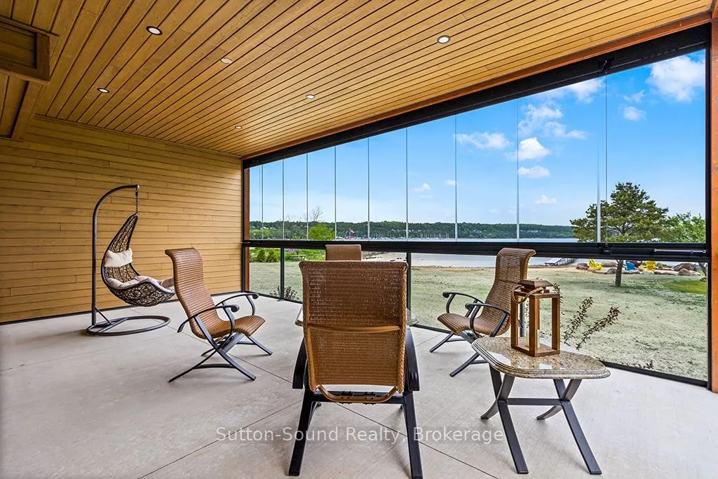 535 Issac Street #203
