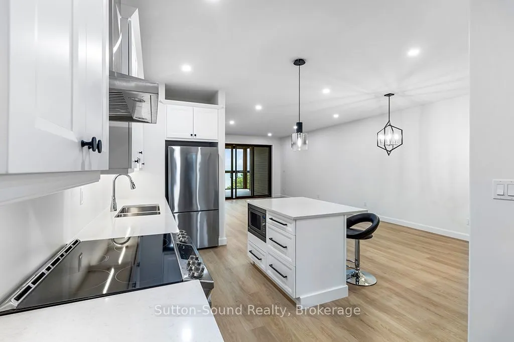 535 Issac Street #202