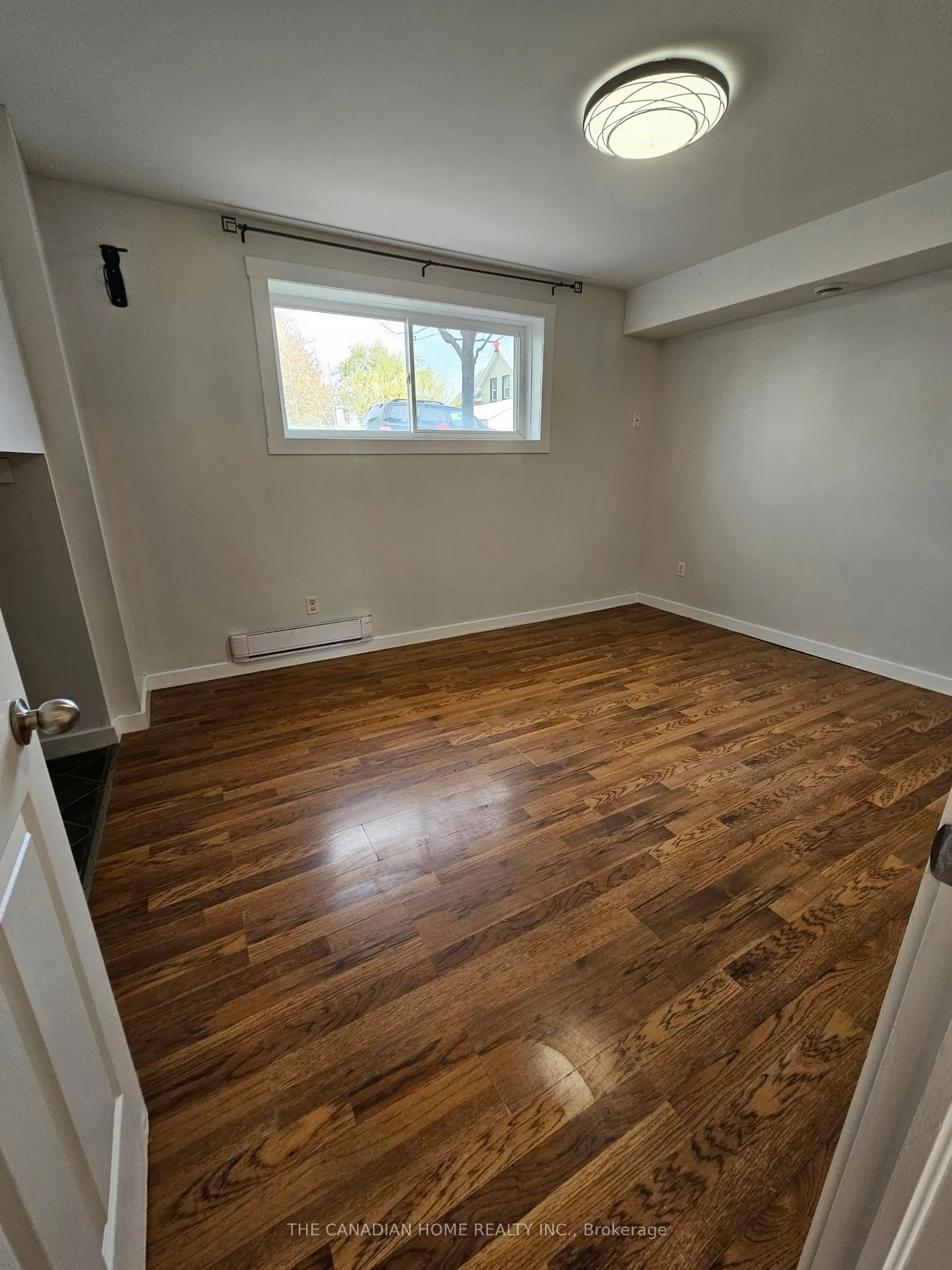 220 Erie Street #220