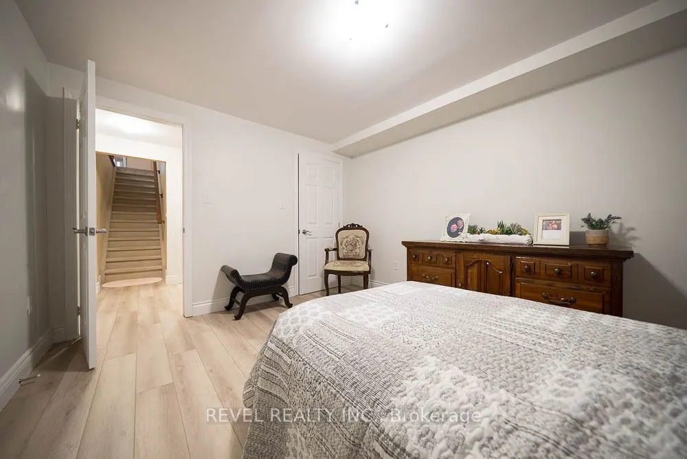 15 Millcroft Drive