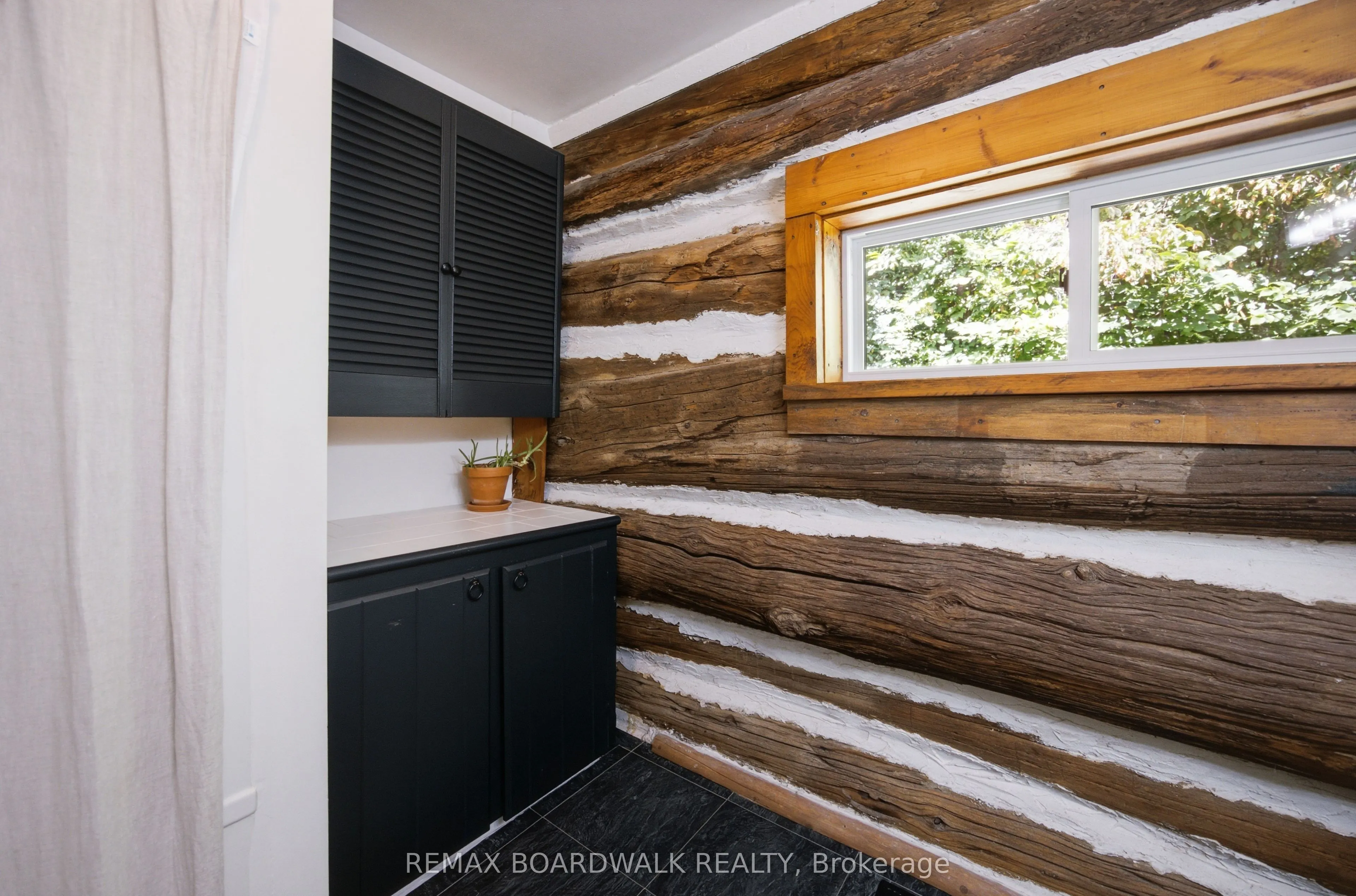394 Kenyon Road