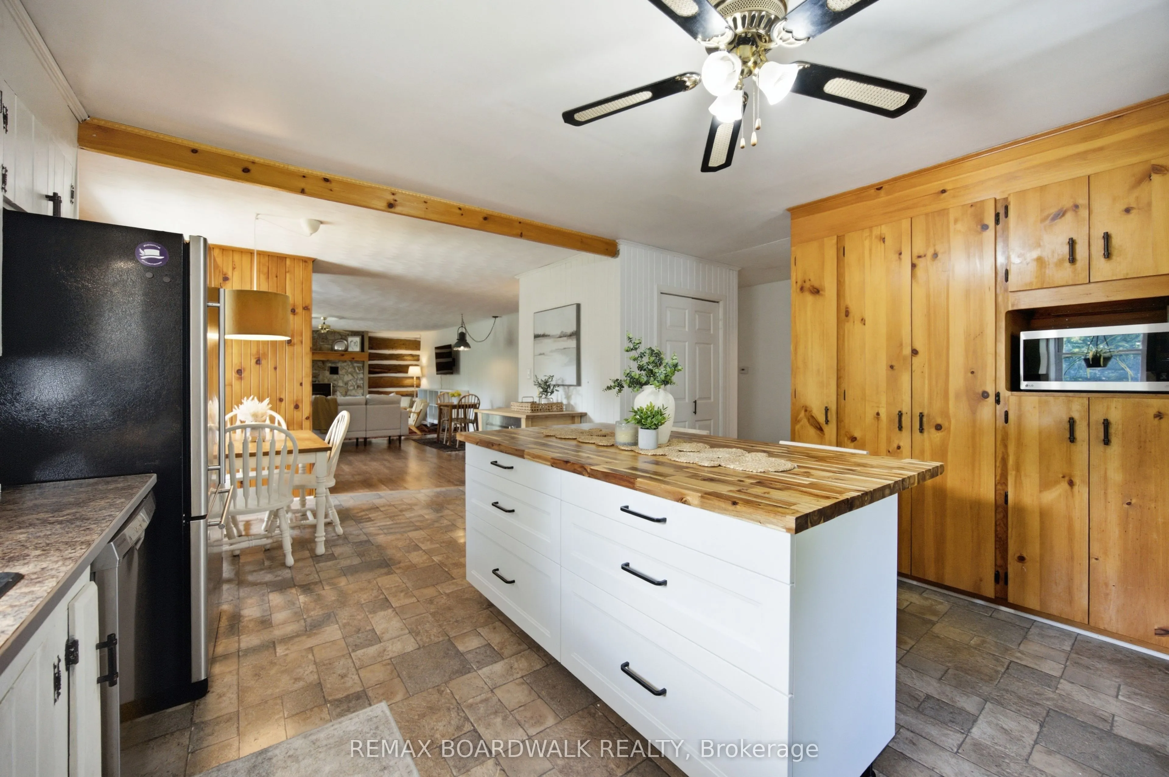 394 Kenyon Road