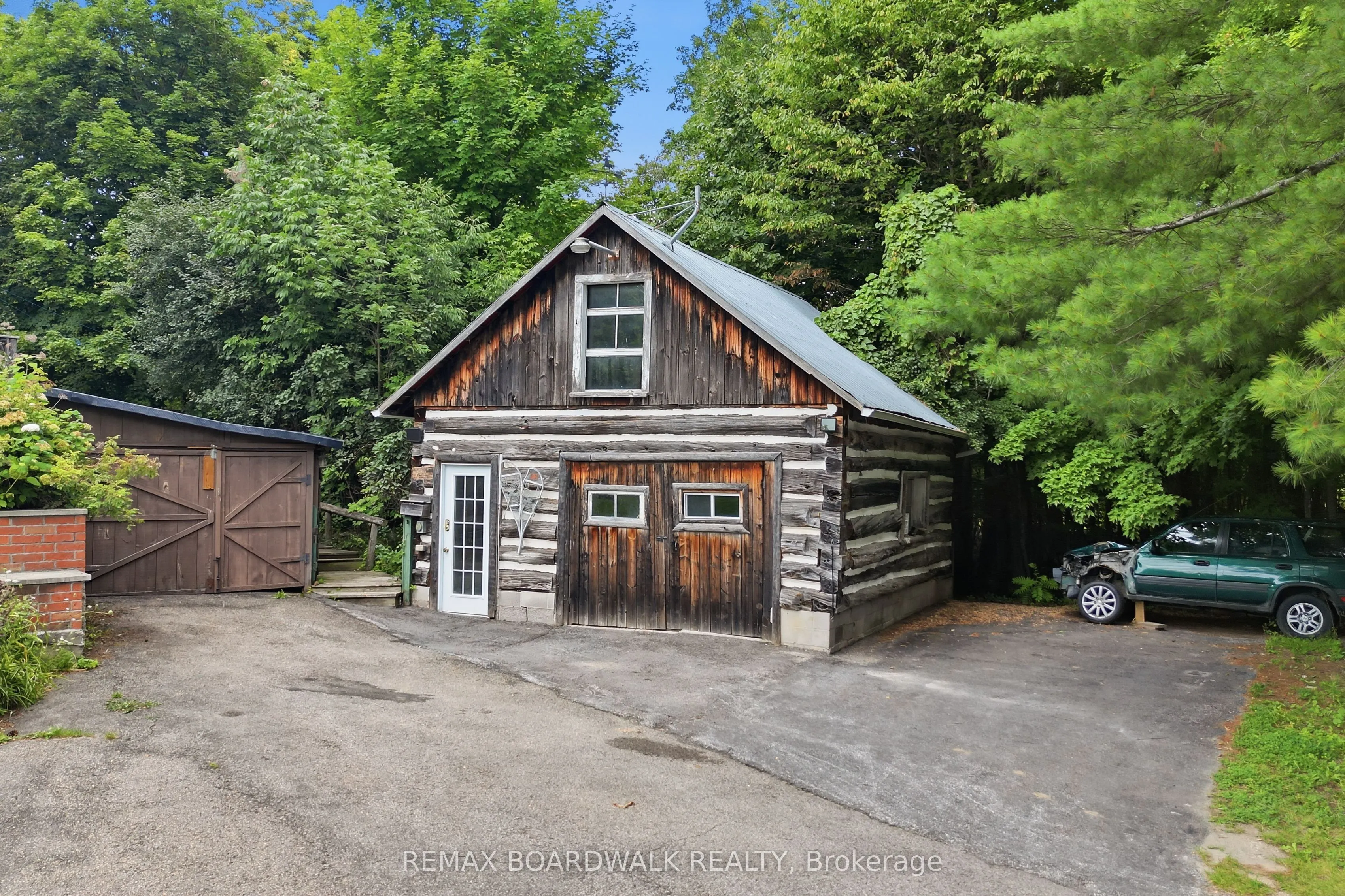 394 Kenyon Road