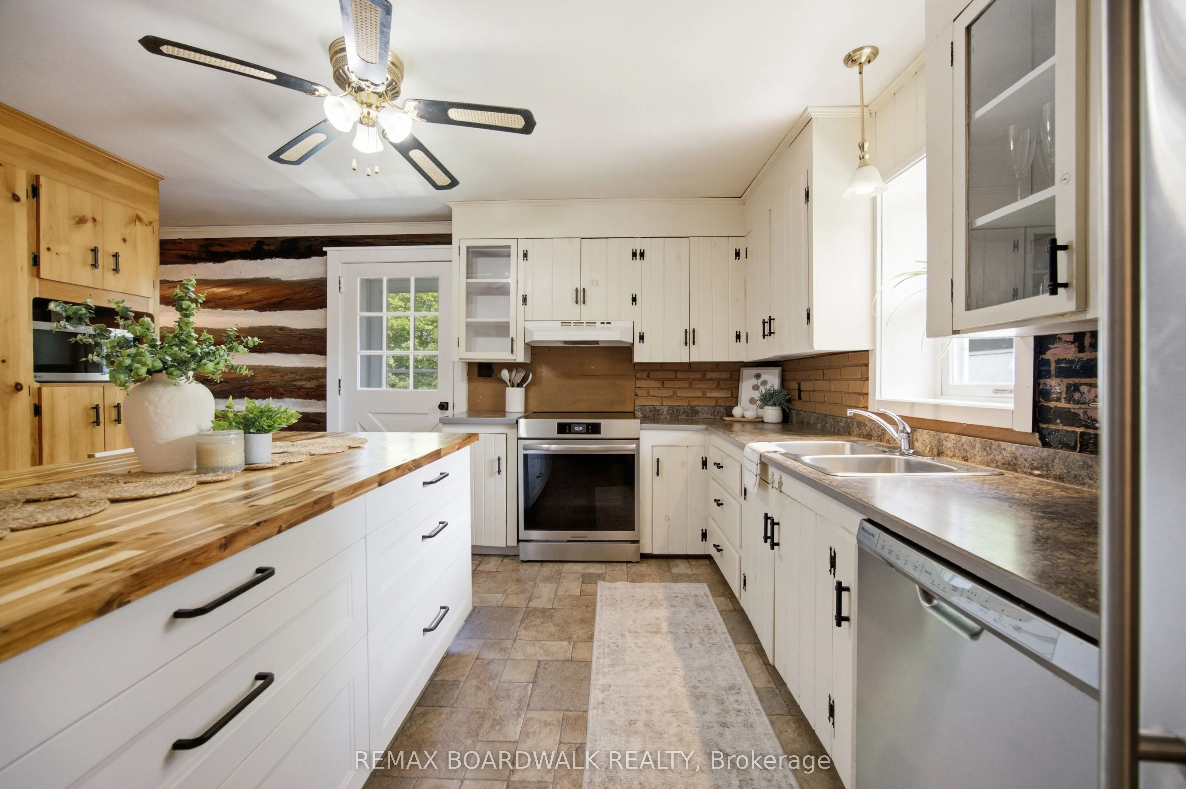 394 Kenyon Road