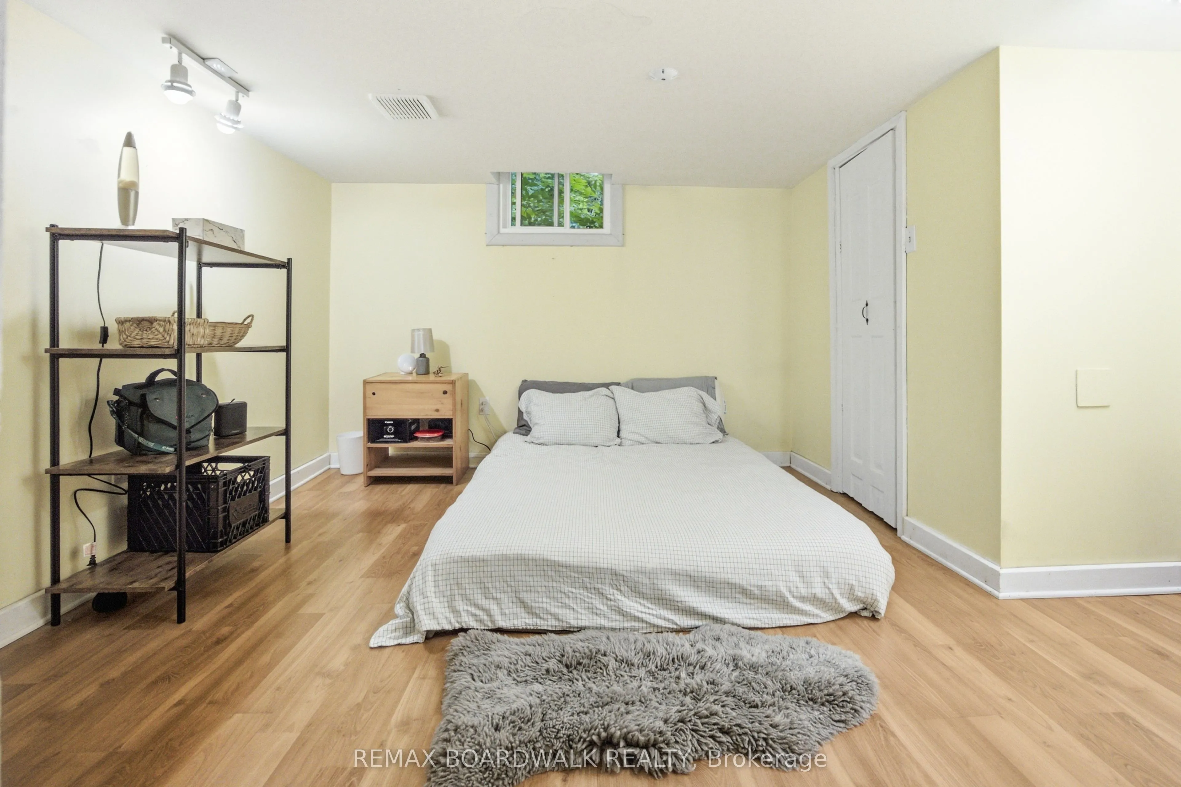 394 Kenyon Road