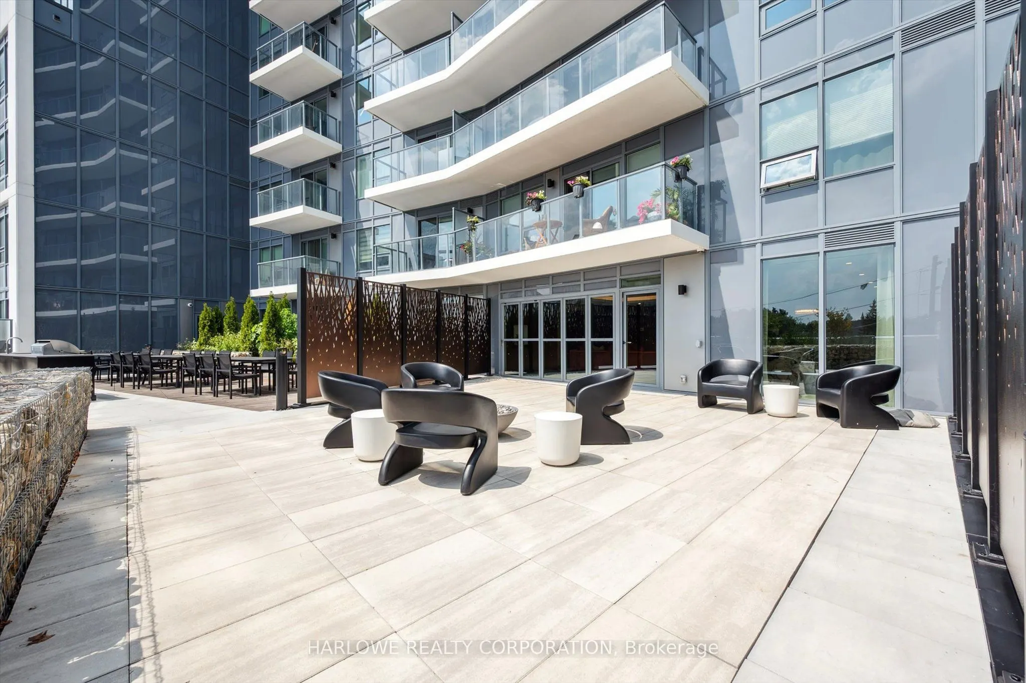 93 Arthur Street S #805