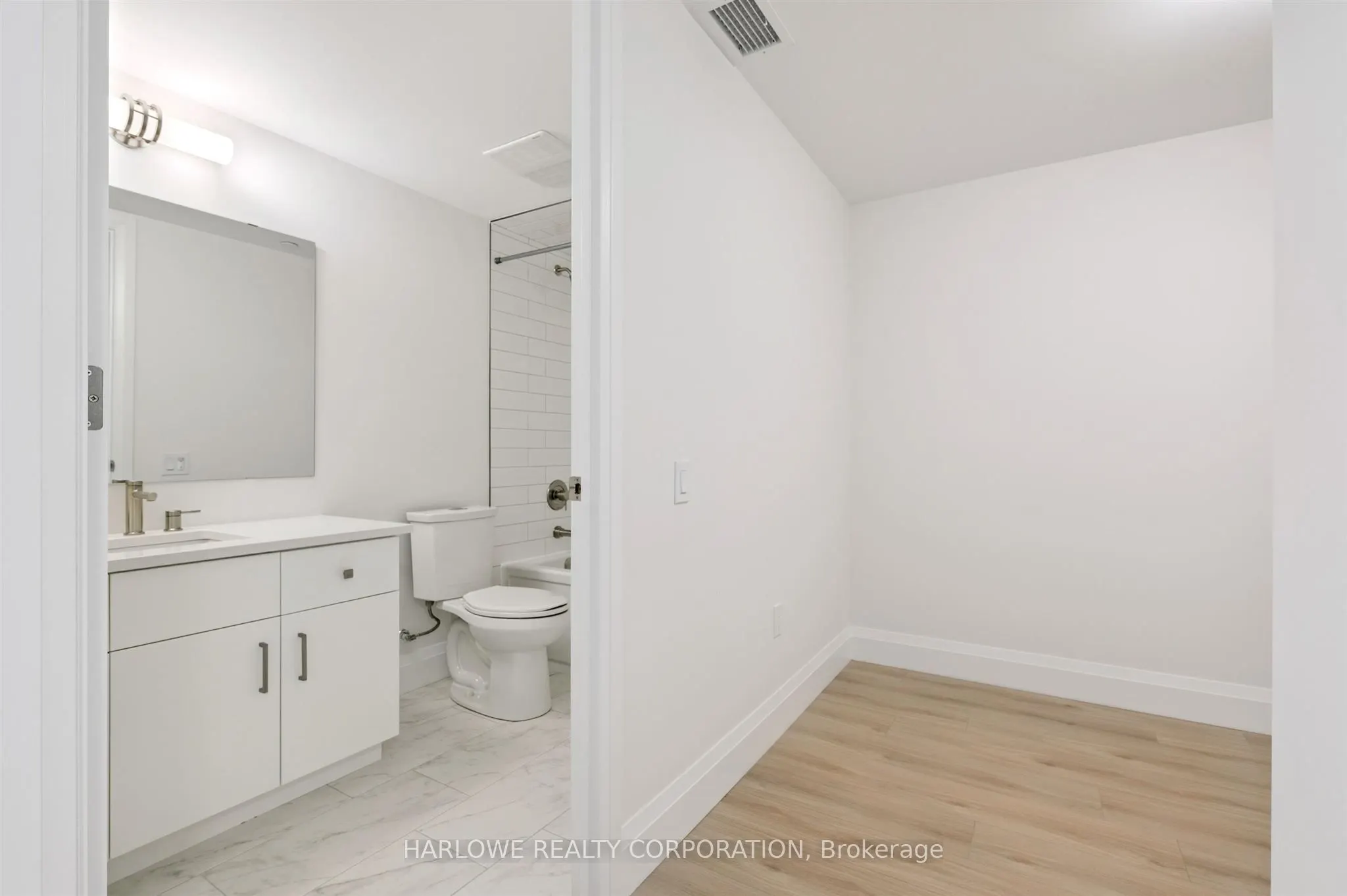 93 Arthur Street S #805