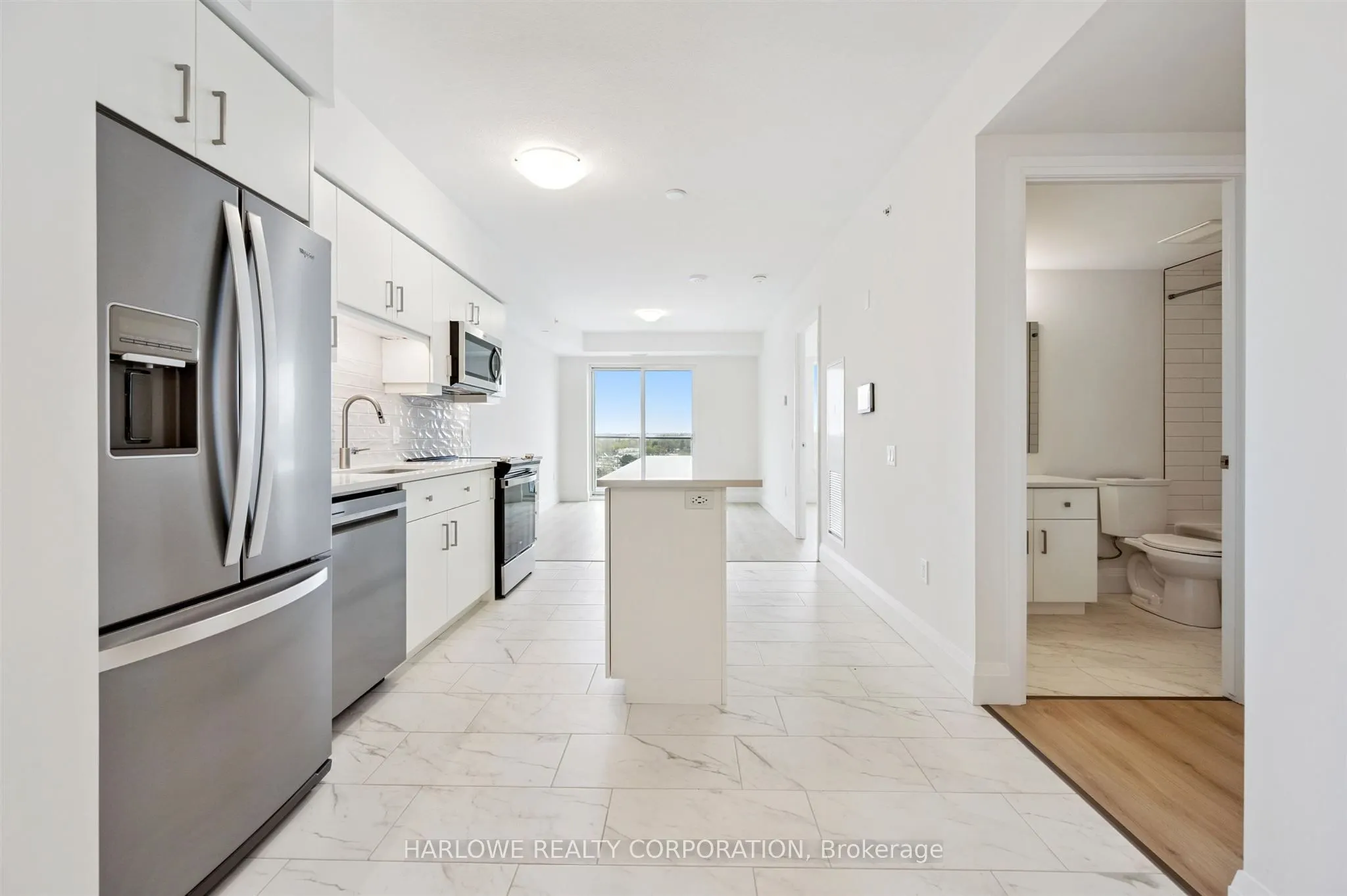 93 Arthur Street S #805