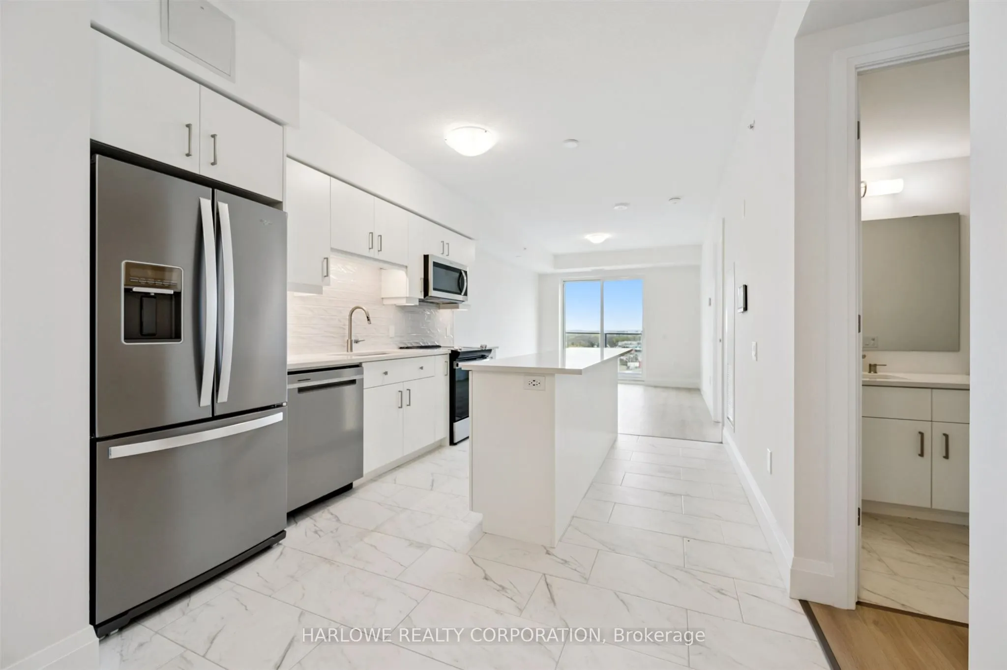 93 Arthur Street S #805