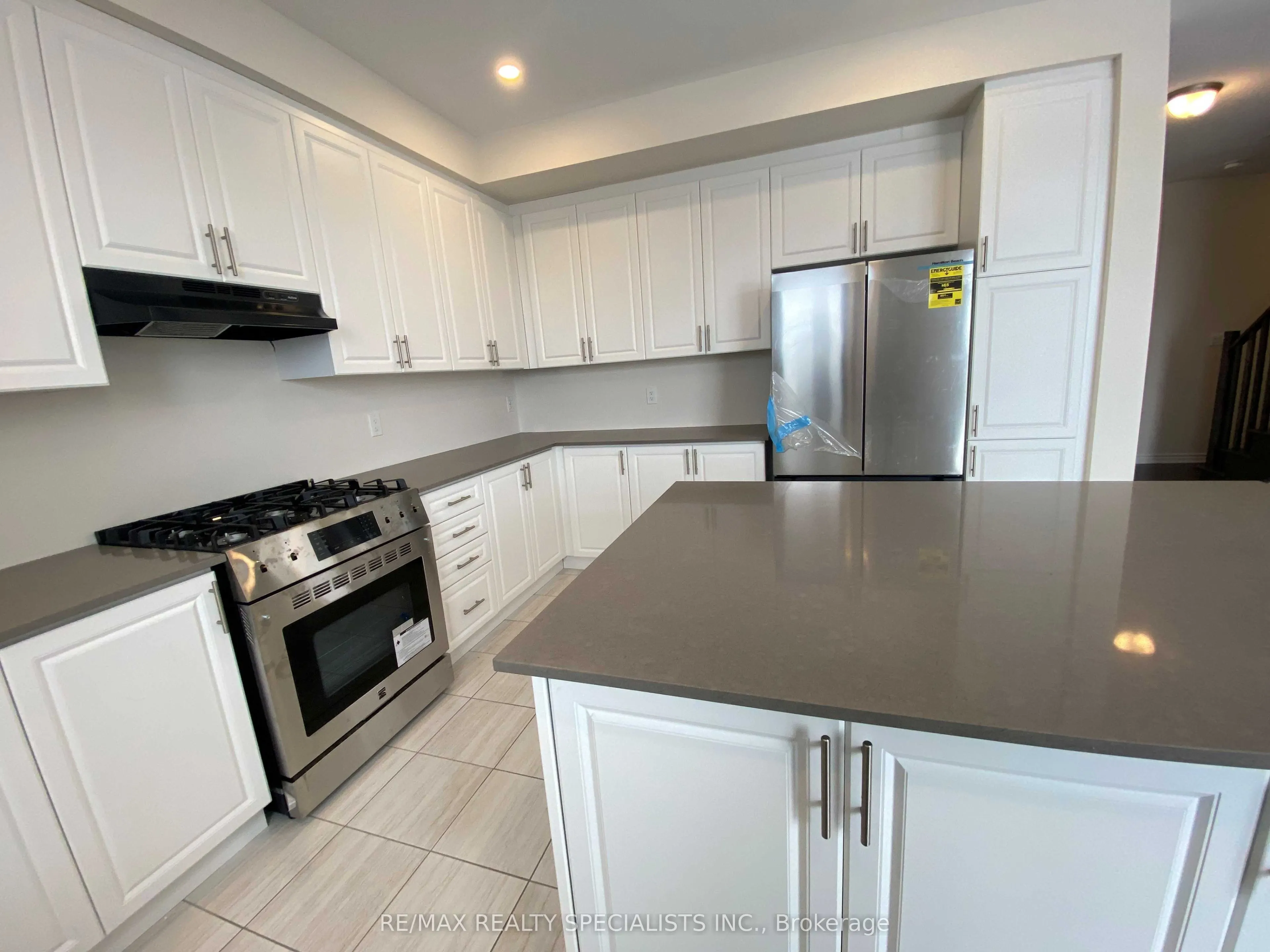 17 Oriole Crescent