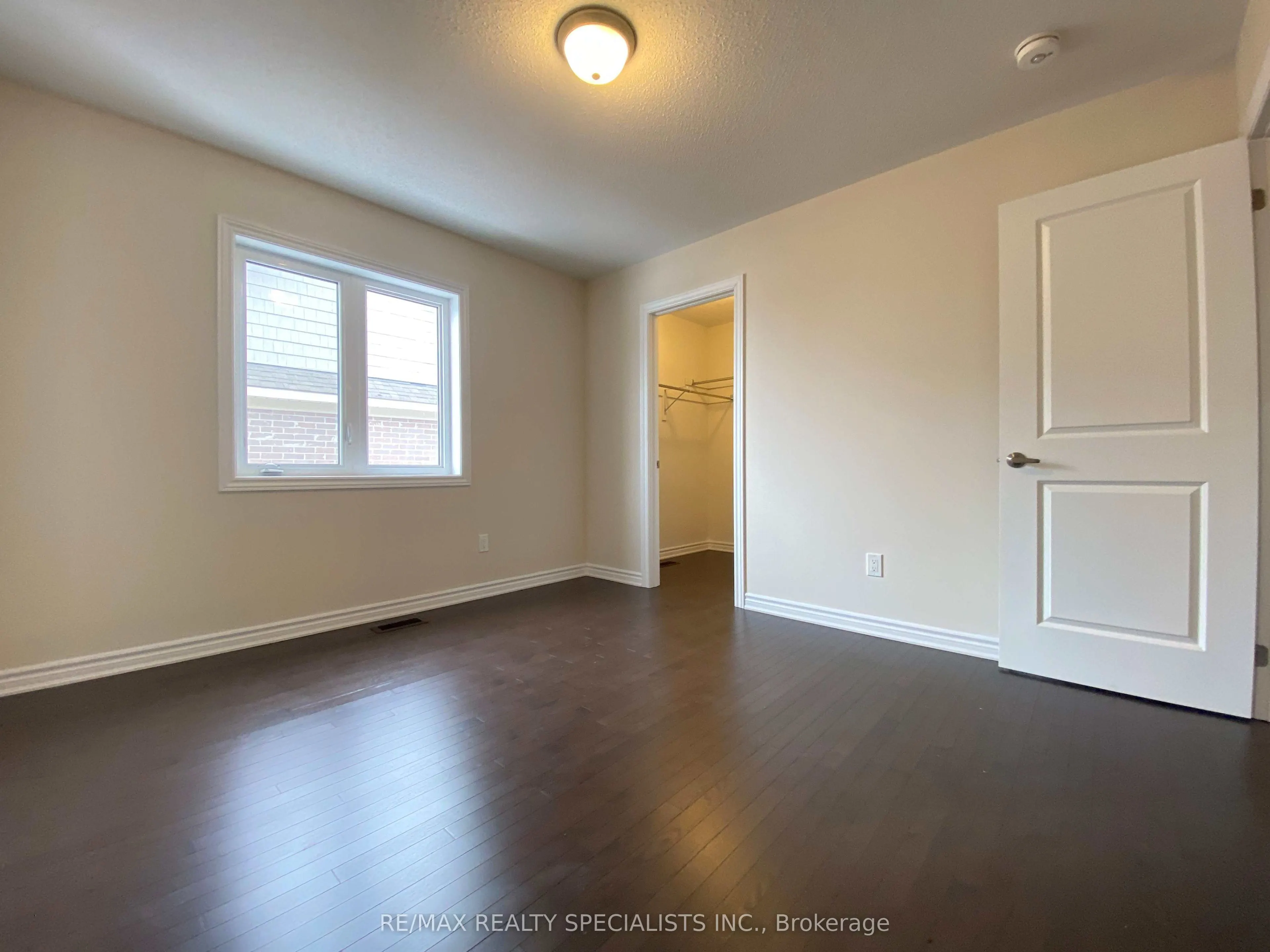 17 Oriole Crescent