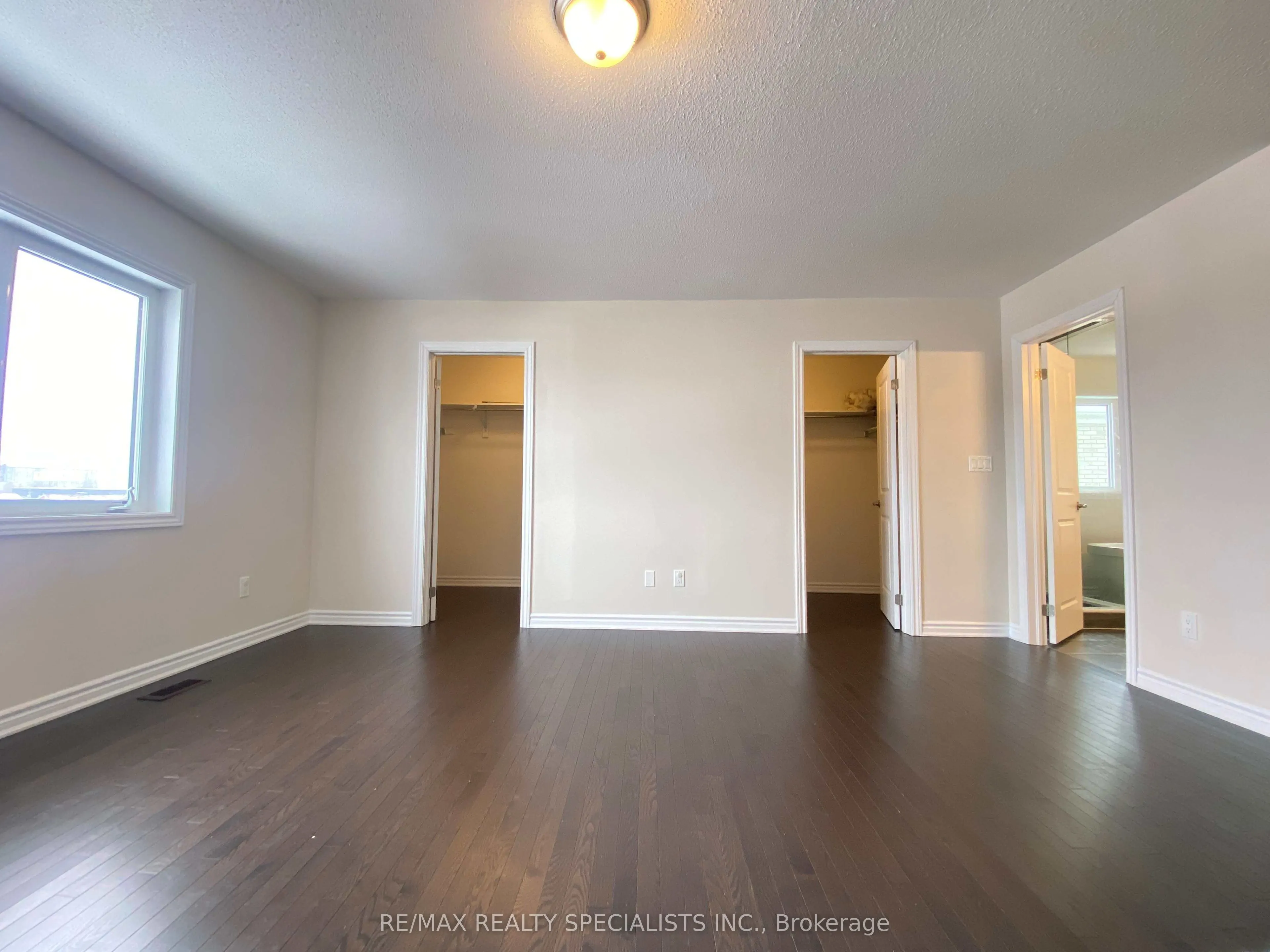17 Oriole Crescent