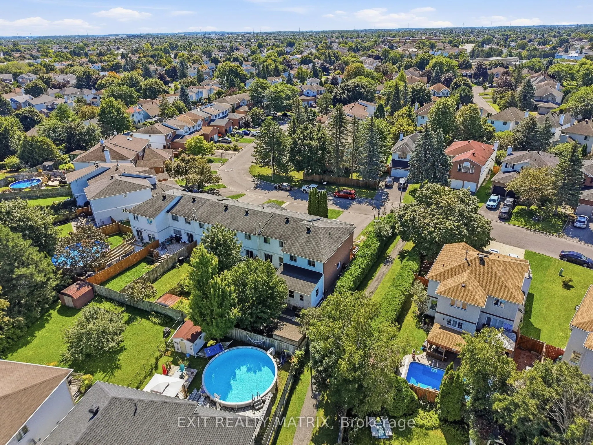 751 Clearcrest Crescent