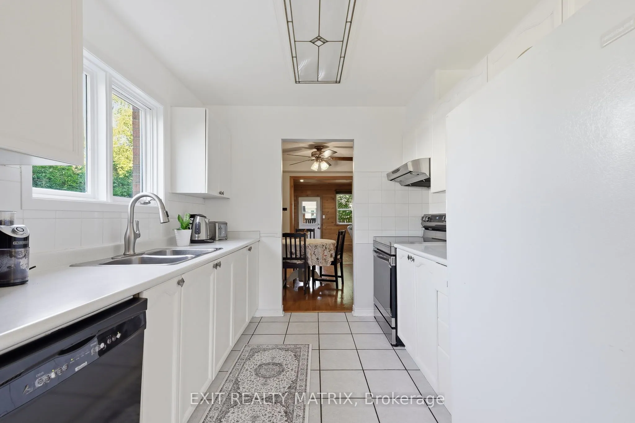 751 Clearcrest Crescent