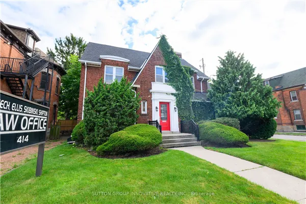414 Main Street E