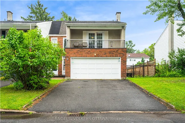 10 Estelle Crescent